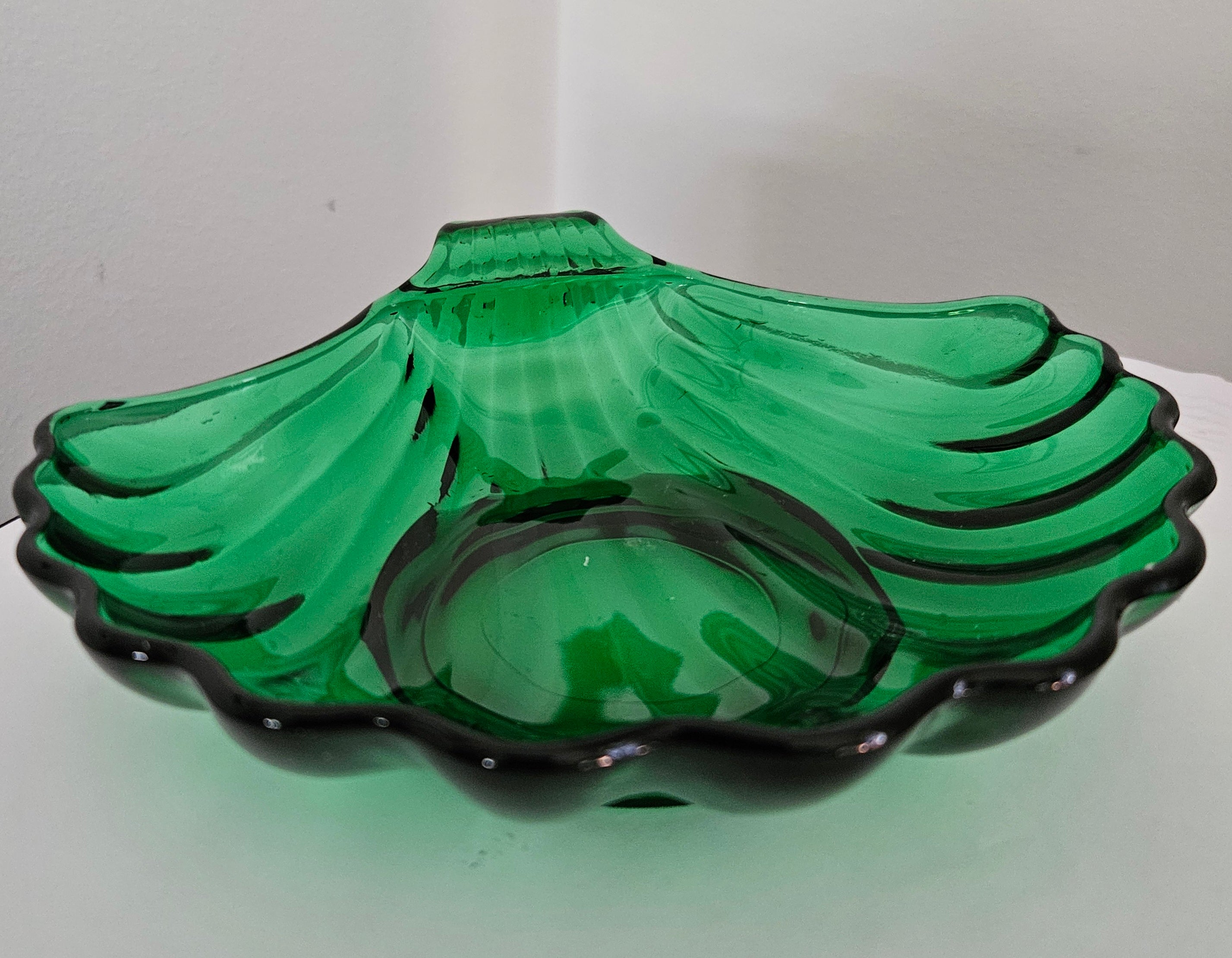 Vintage Anchor Hocking Emerald Green Sea Shell Candy or Soap Dish