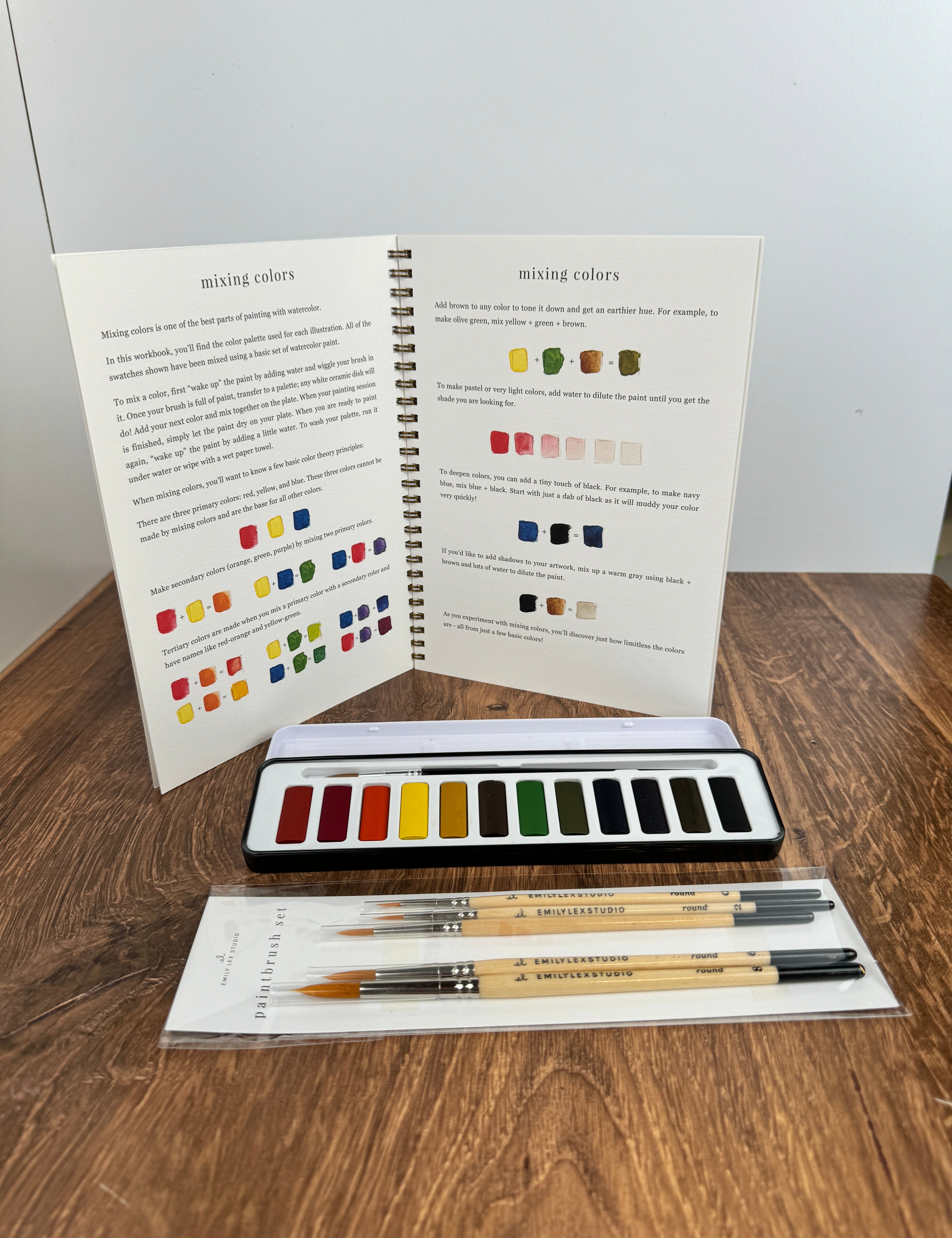 Watercolor Paint Set with Brush - JSQ Mercantile