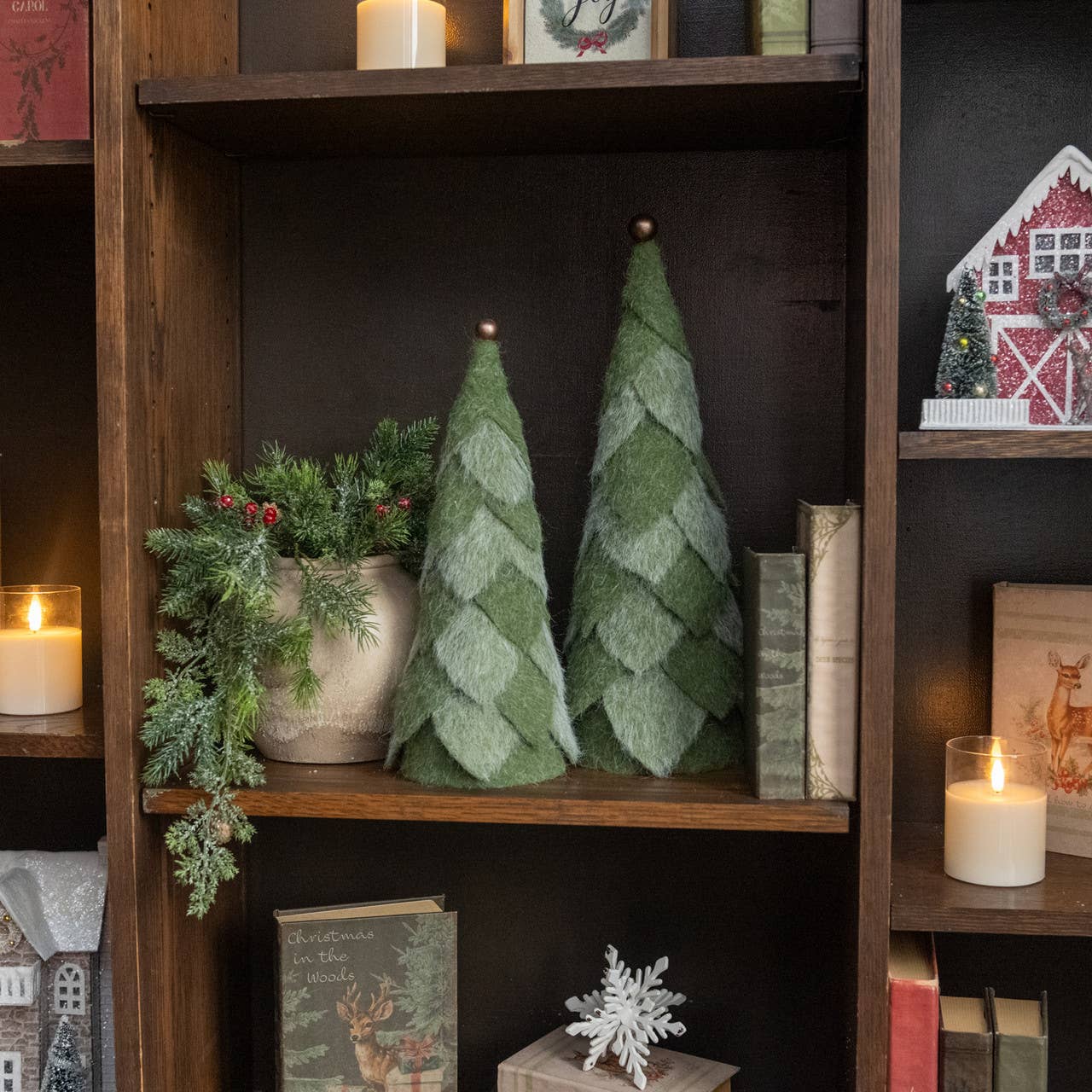 18" Green Felt Tree