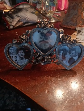 3 Heart Pewter Frame