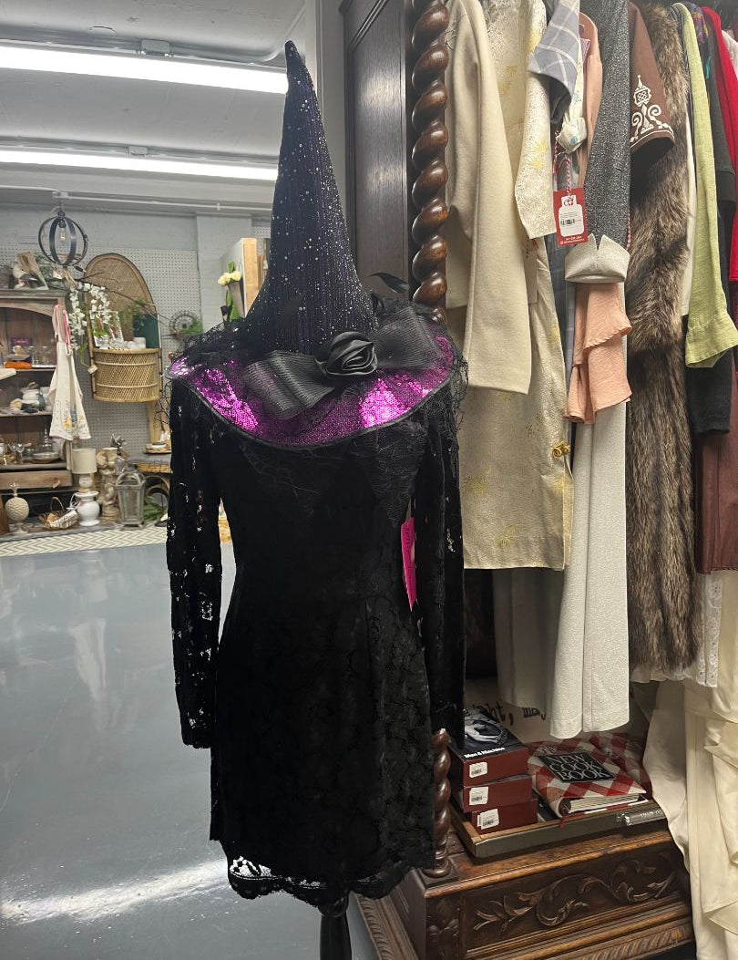 Betsy_20J_20Black_20Dress_d00612b6-6313-4f71-a569-e8d559f29a45.jpg