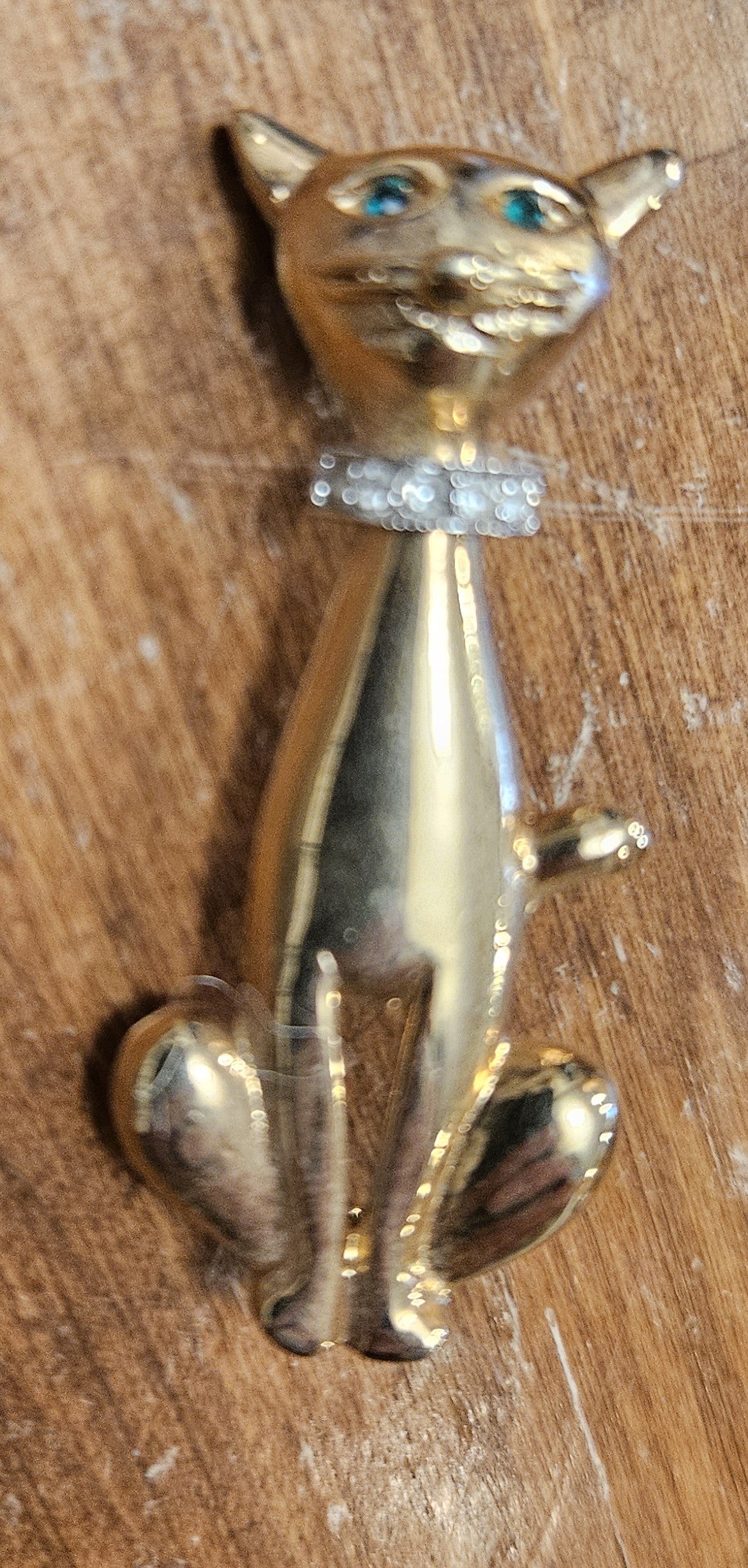 Vintage Gold Tone Cat with Rhinestone Collar & Green Stone Eyes