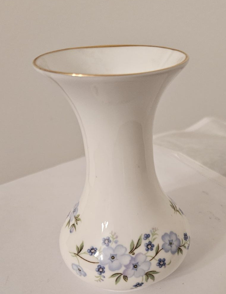 China_20Bud_20vase_20Aristocrat.jpg