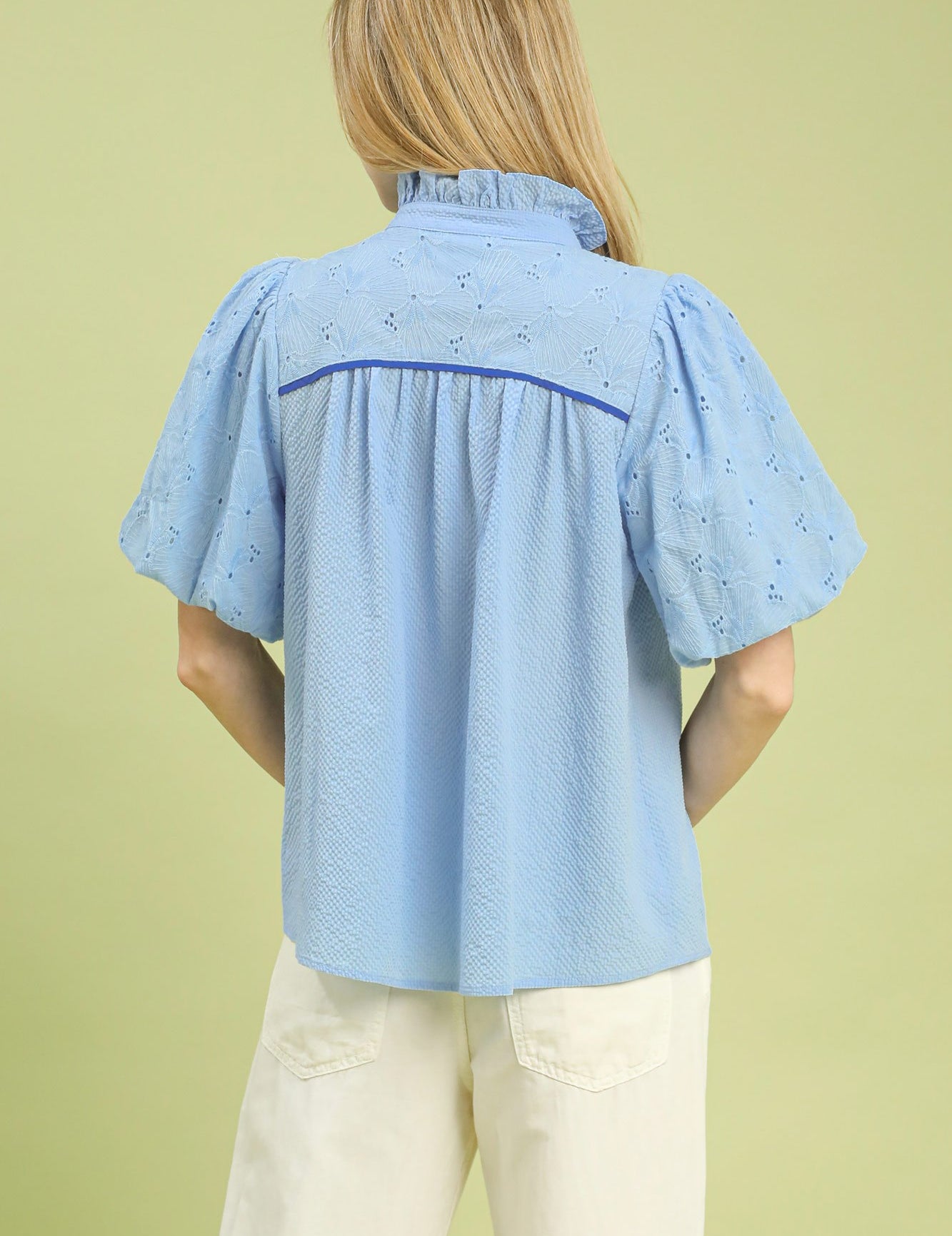 Eyelet_20Puff_20Sleeve_20Contrast_20Trim_20Top_205_f87b2b97-2c52-42bf-8322-f9bad9522414.webp