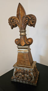 Fleur de Lis Finial with Golden Bronze Finish