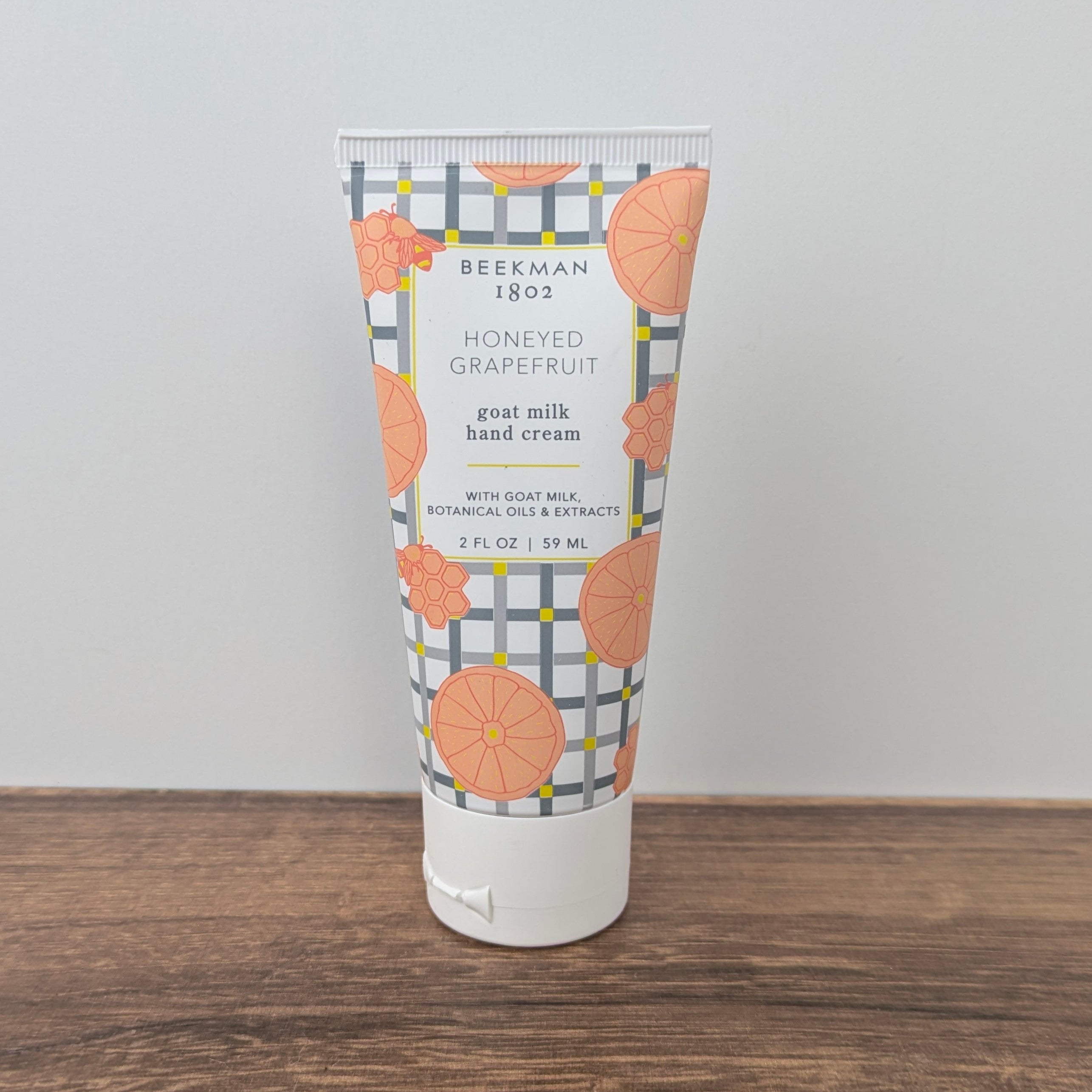 Honeyed_Grapefruit_Hand_Lotion_0df7f018-aca3-4218-9ee0-84d98cddd902.jpg