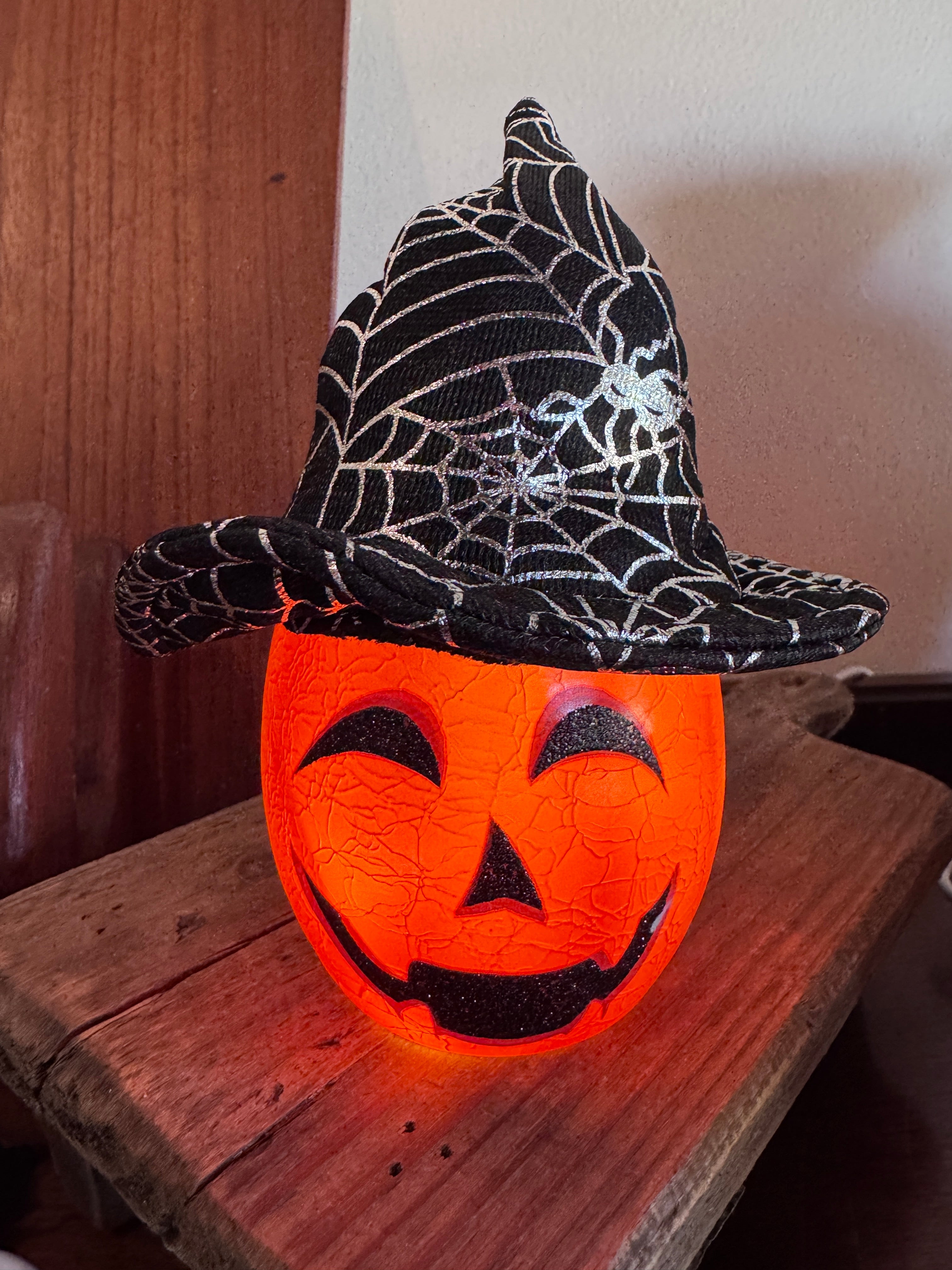 Stony Creek Pumpkin with Hat Pre-Lit Small Jar