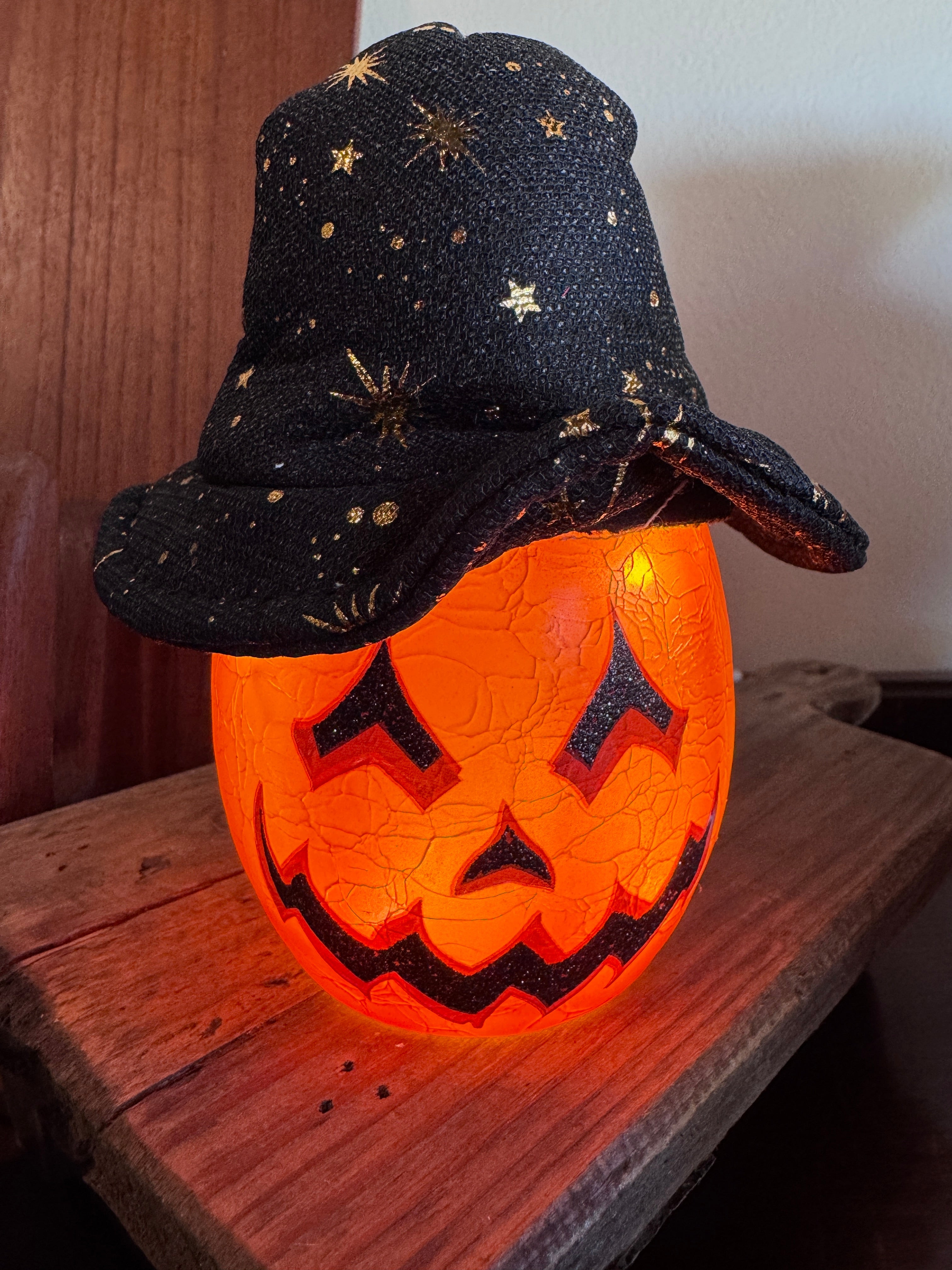 Stony Creek Pumpkin with Hat Pre-Lit Small Jar