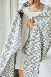 Oyster Cove Diamond Grey Blanket