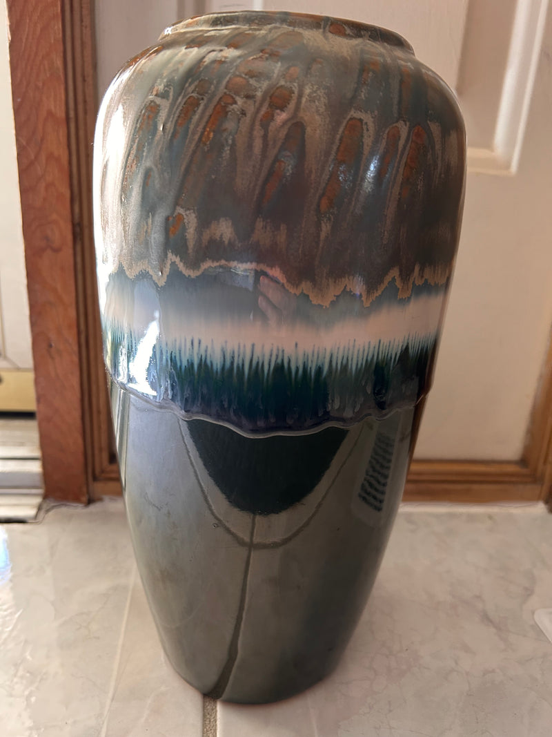 Vintage Vase with Drip Glaze by 722 - Vintage Novelties