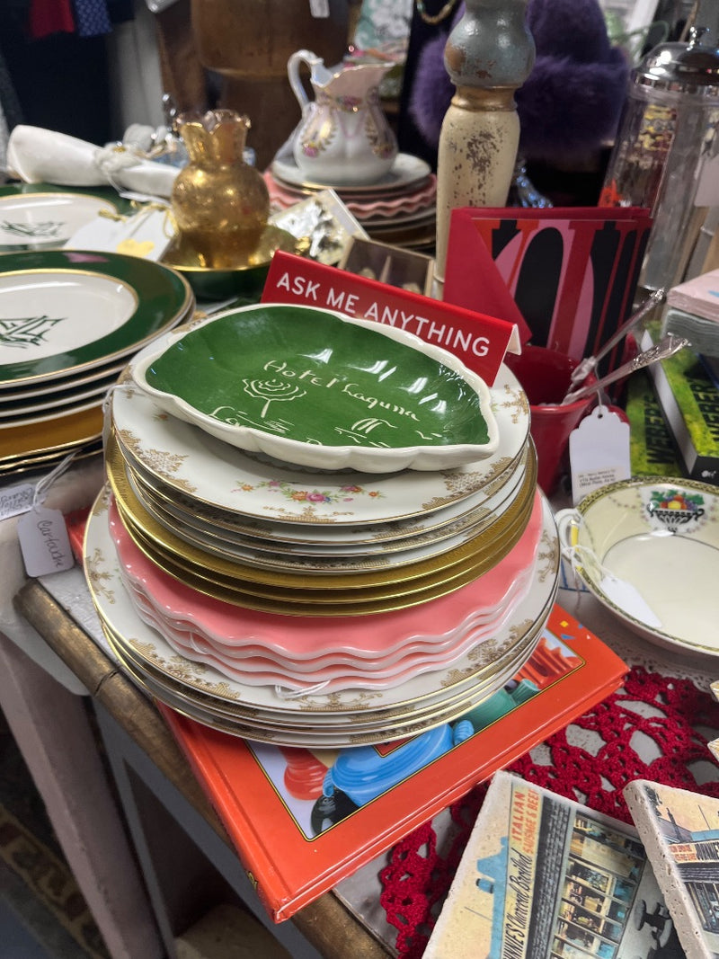 PKG VTG MCM Hotel Laguna CA Dish — alternate view