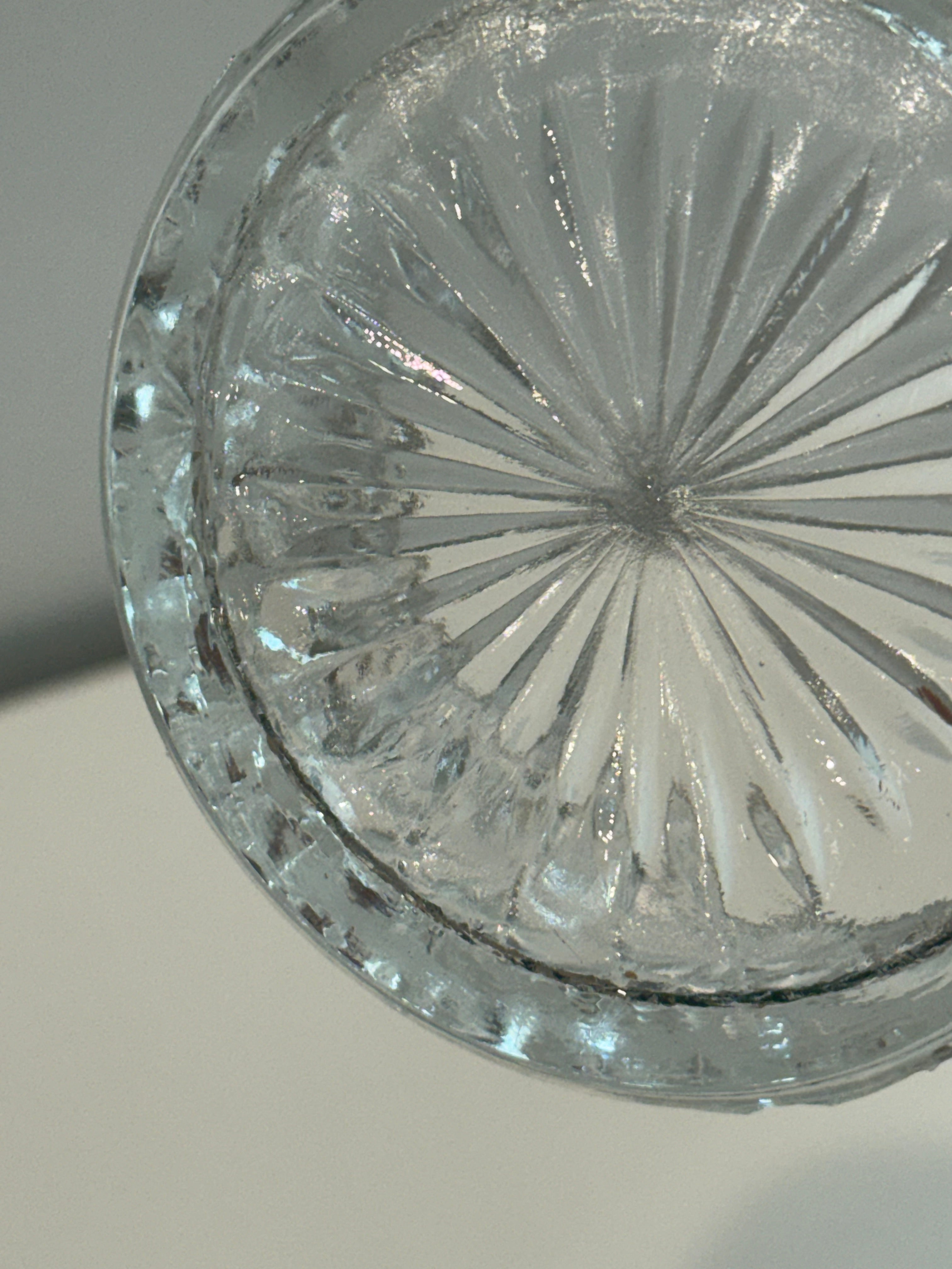Round lidded glass powder jar/trinket or jewelry box