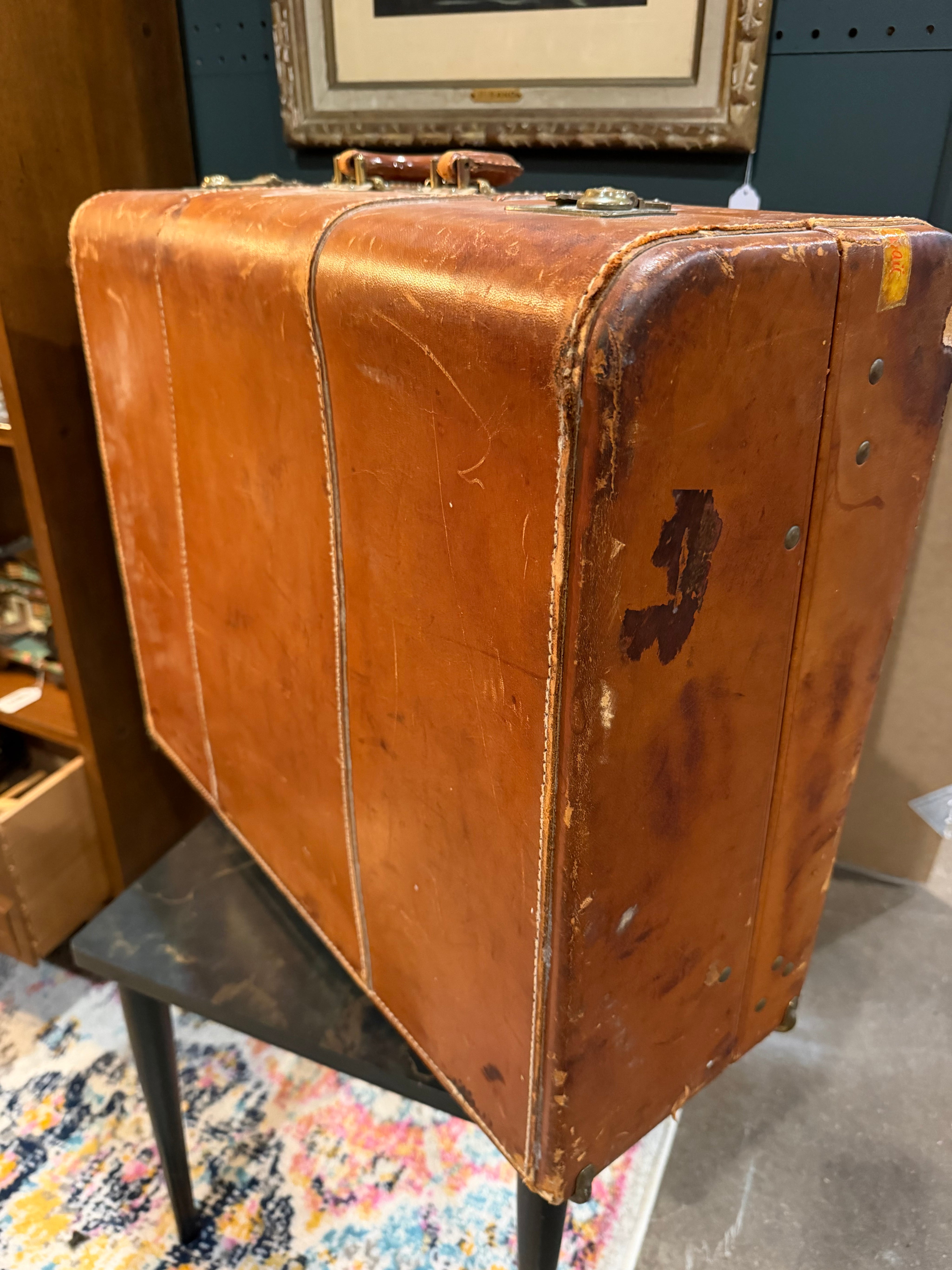 22x18x12” brown leather suitcase 1940’s “Platt”