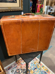 22x18x12” brown leather suitcase 1940’s “Platt”