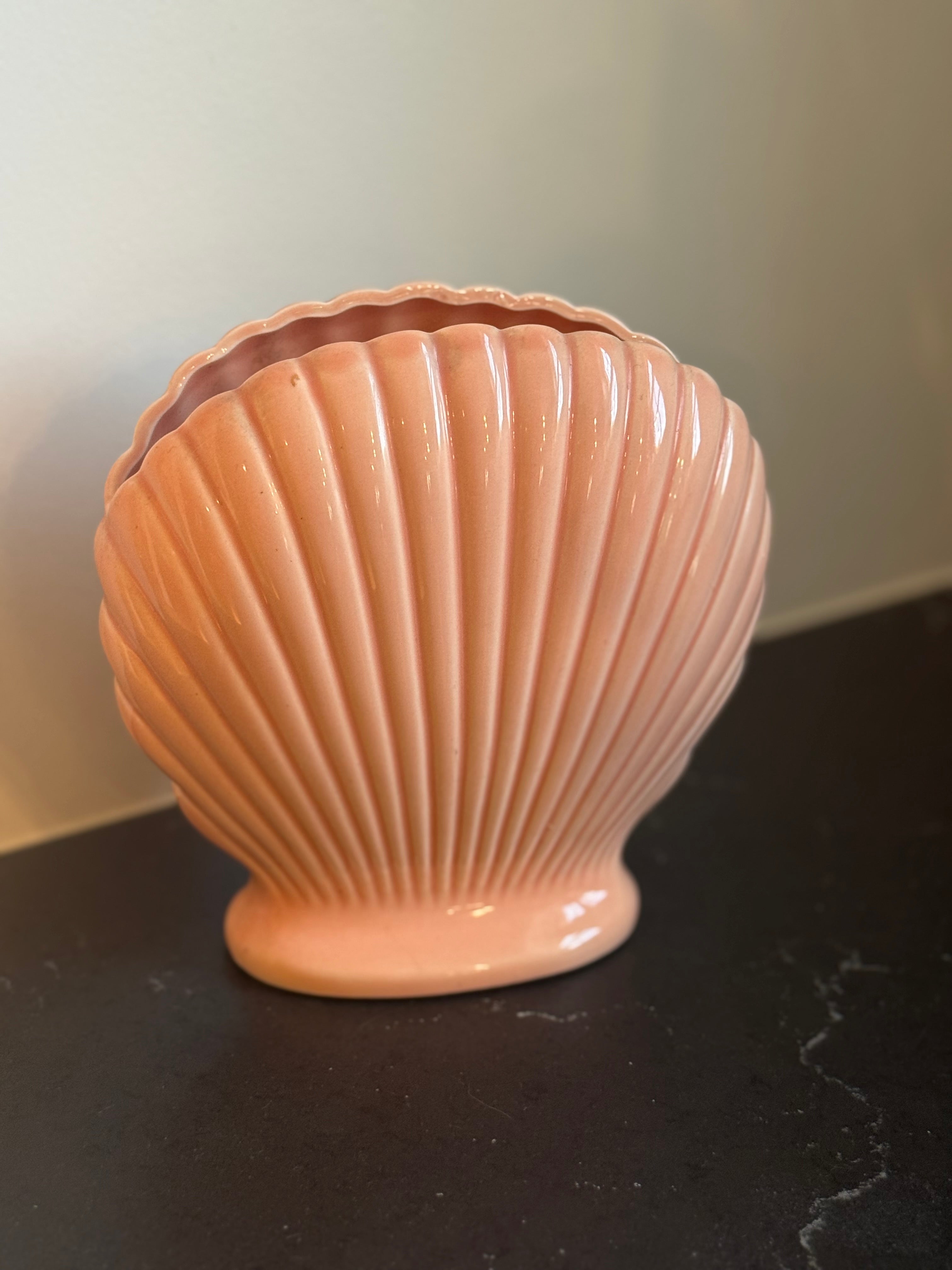 MCM Pink Scalloped vase/planter