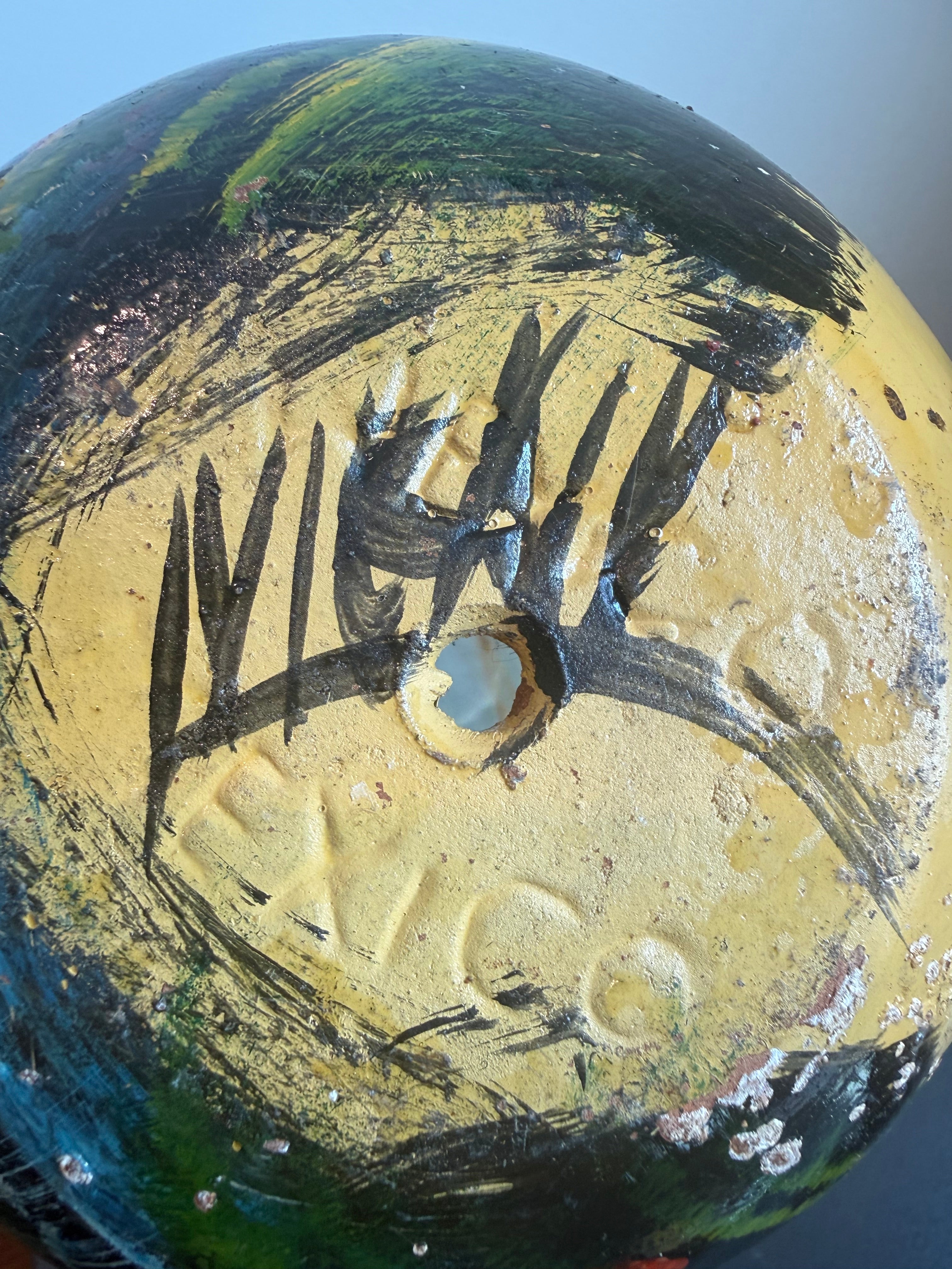Round Mexican pot