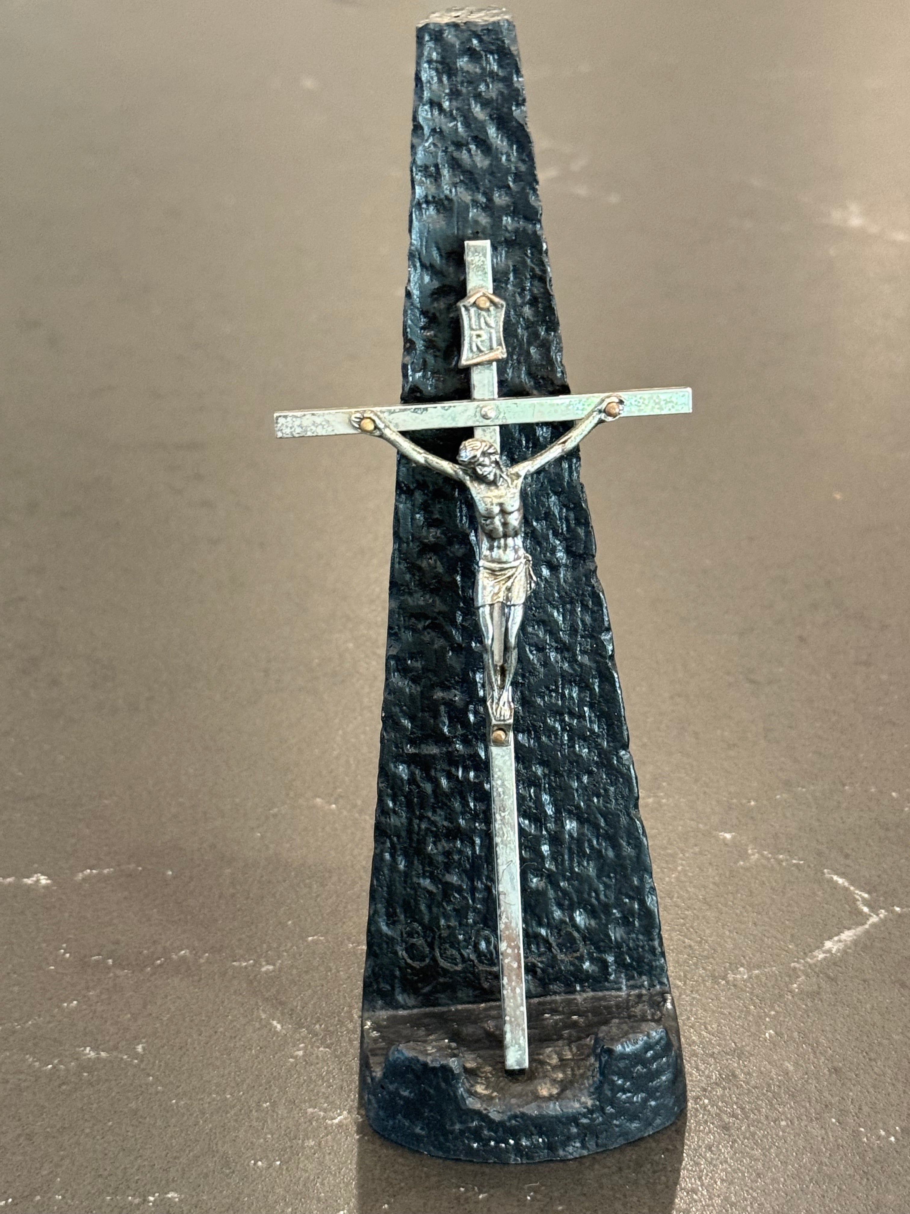 VTG crucifix and stand