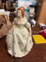 #951 Sankyo Irish Eyes Musical Statue-'When I Eyes'