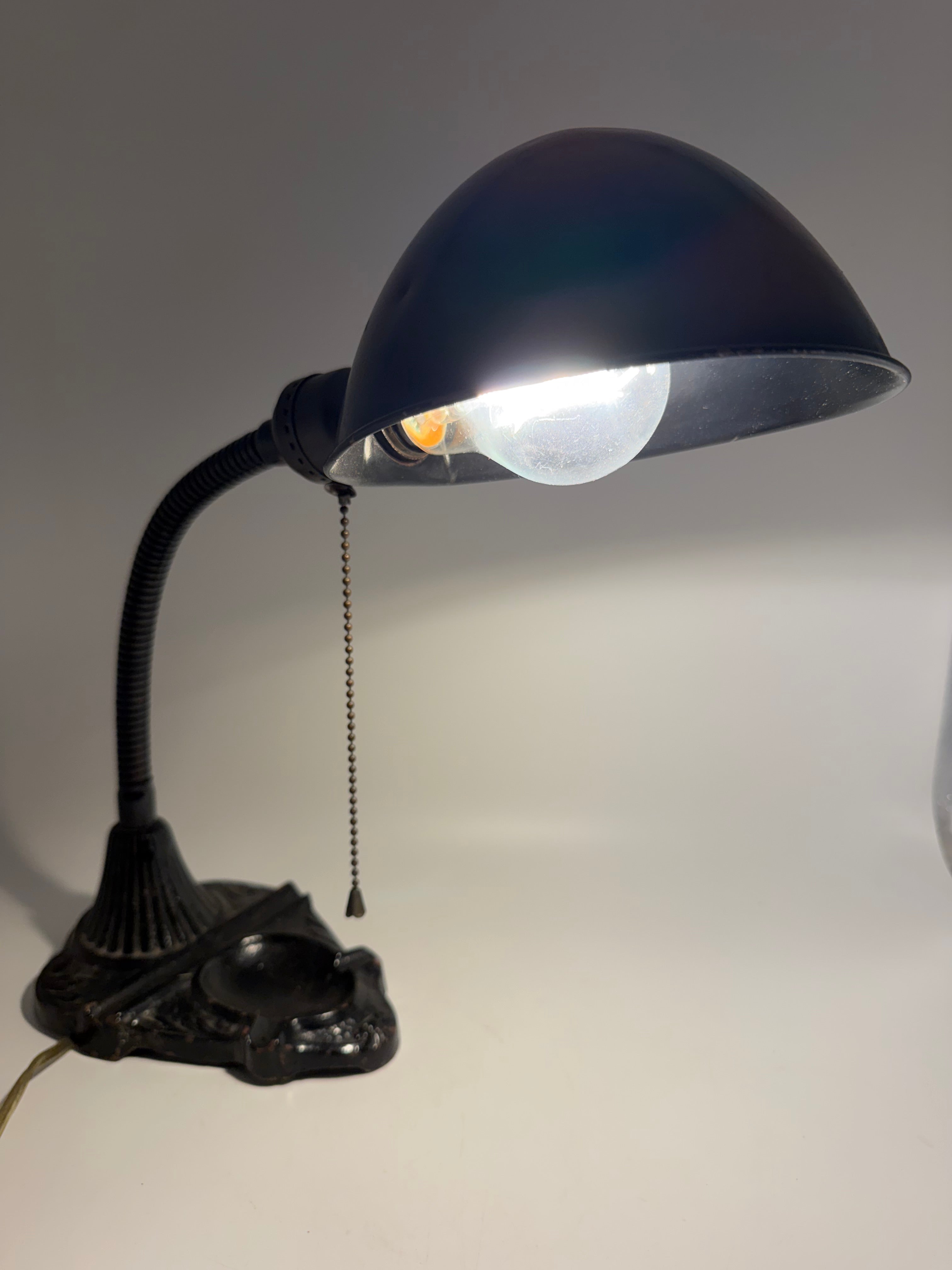 13” gooseneck industrial black cast iron desk lamp ashtray