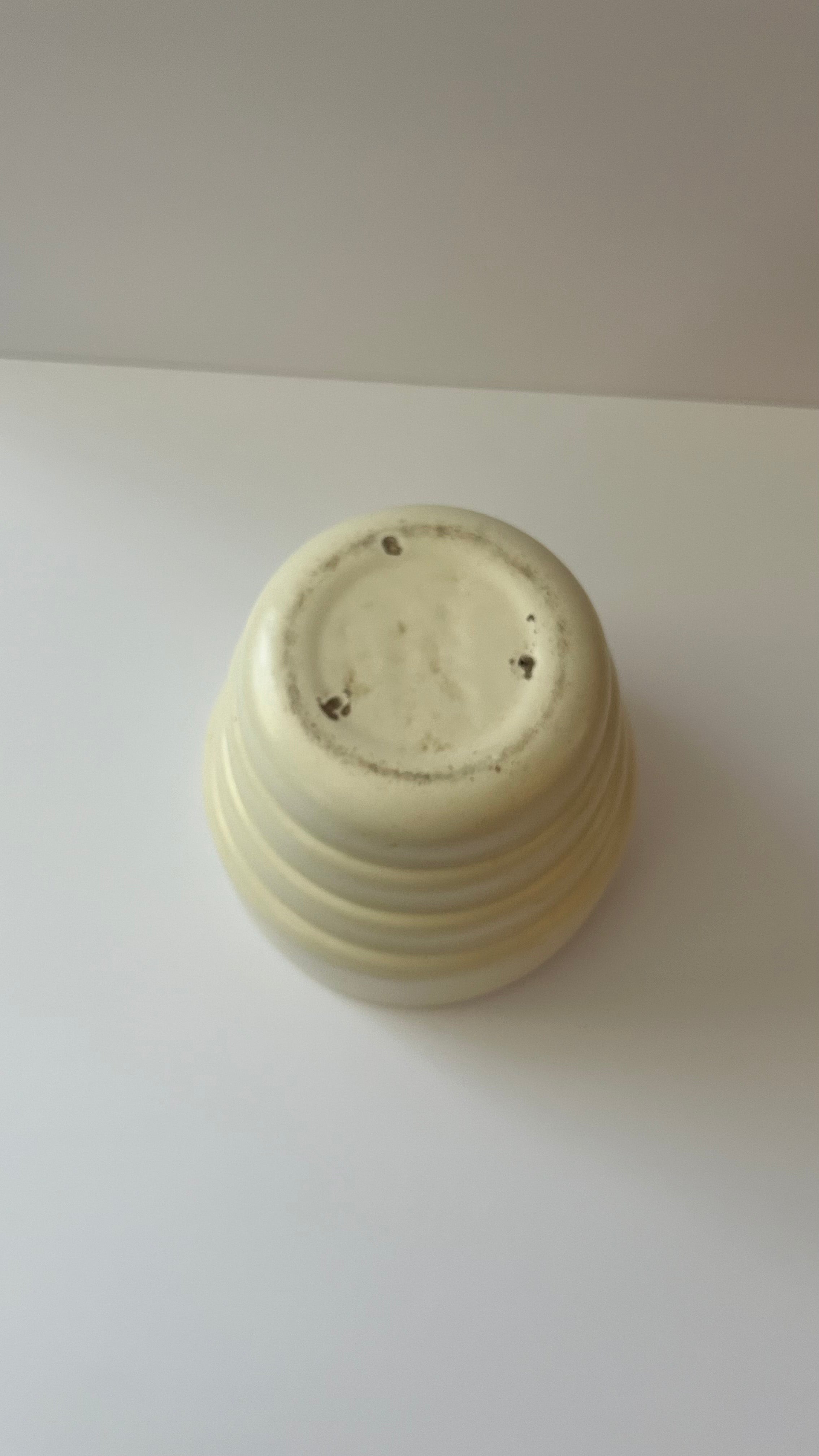 6.5" x 7"  minimalist ceramic pottery