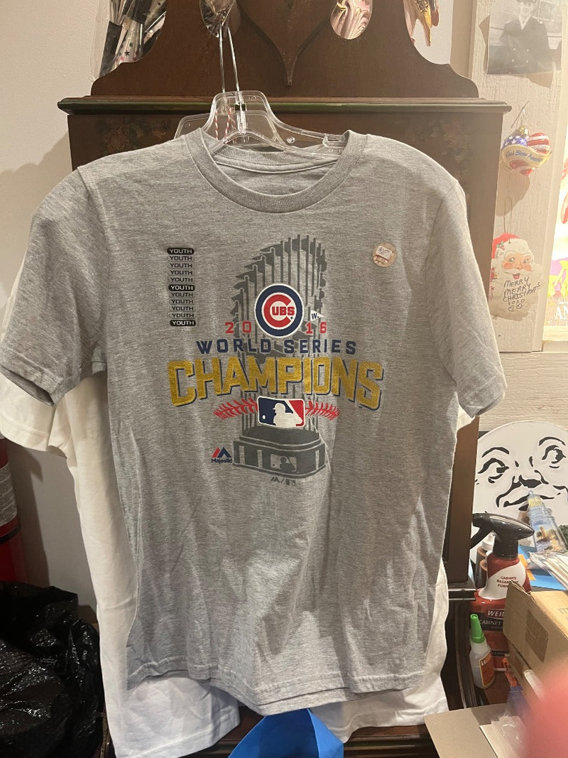 CS Chicago 2016 Champs Cubs Tee Youth Sm. New by The Merry Memory Company