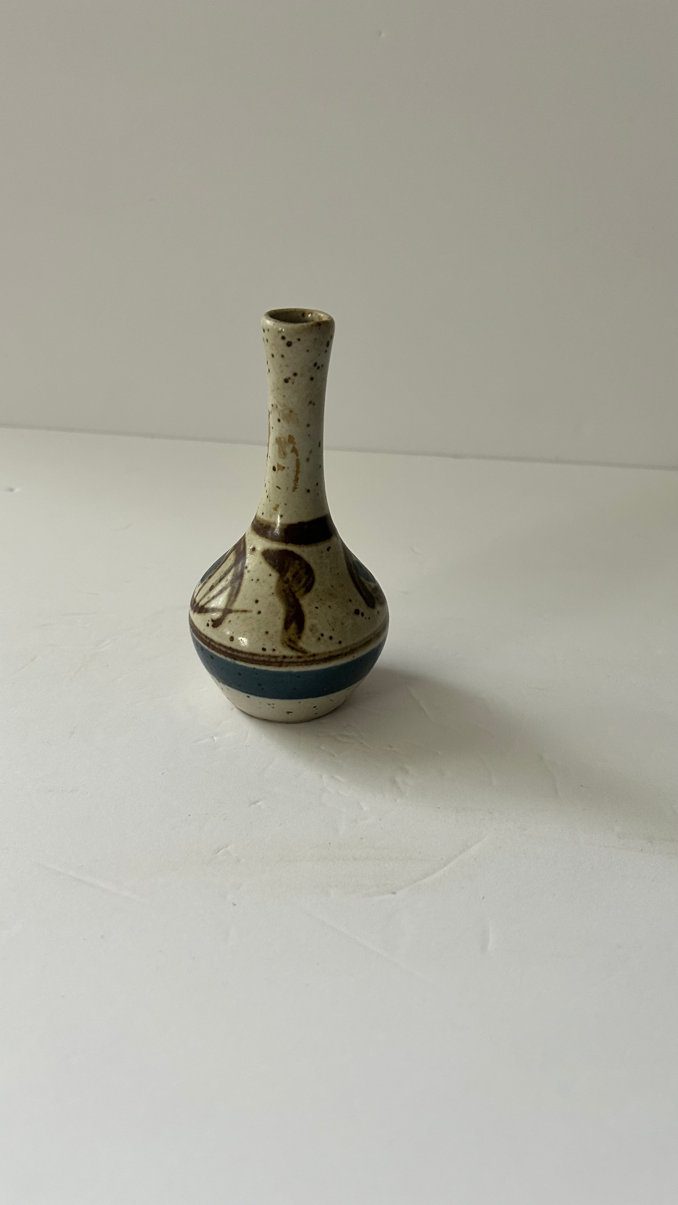 Midcentury Japanese bud/weed vase