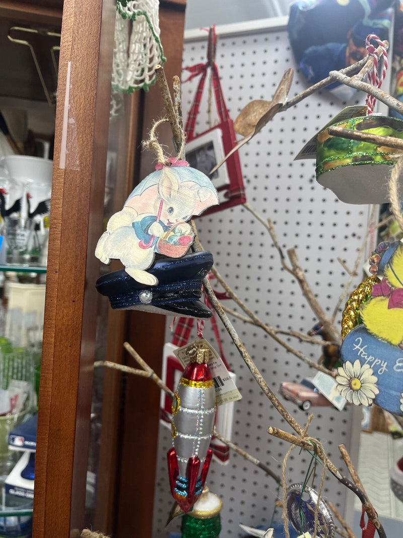 VTG Wood Kitschy Spring/Easter Ornaments — alternate view