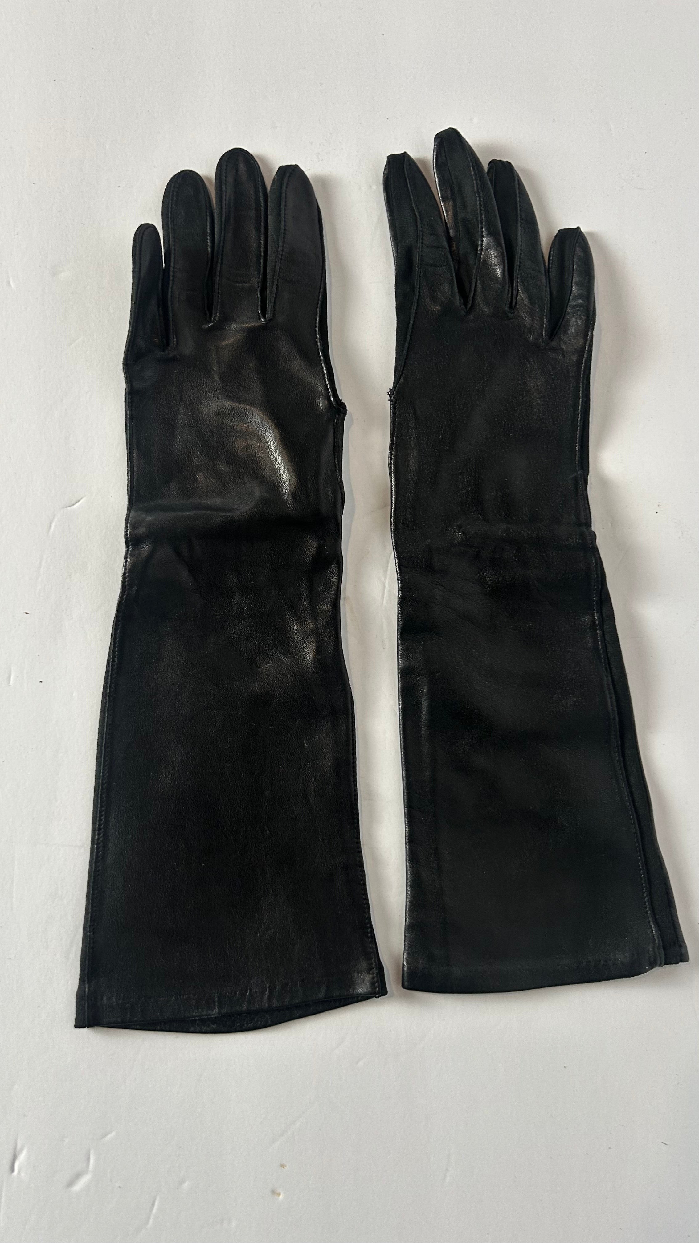 Opera length  length black faux leather gloves