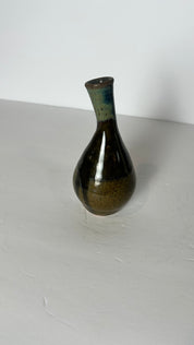 Midcentury Japanese bud/weed vase