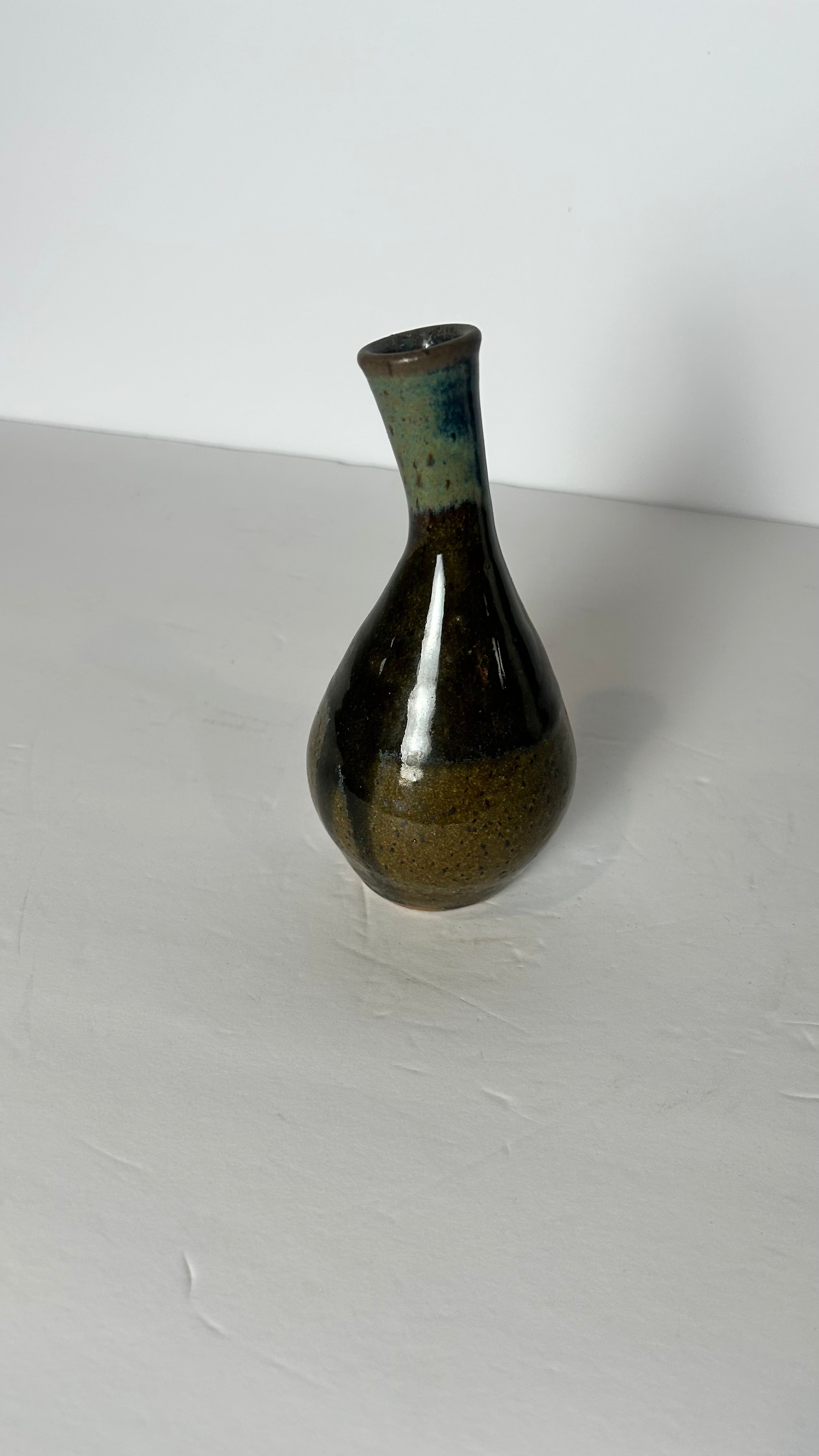 Midcentury Japanese bud/weed vase