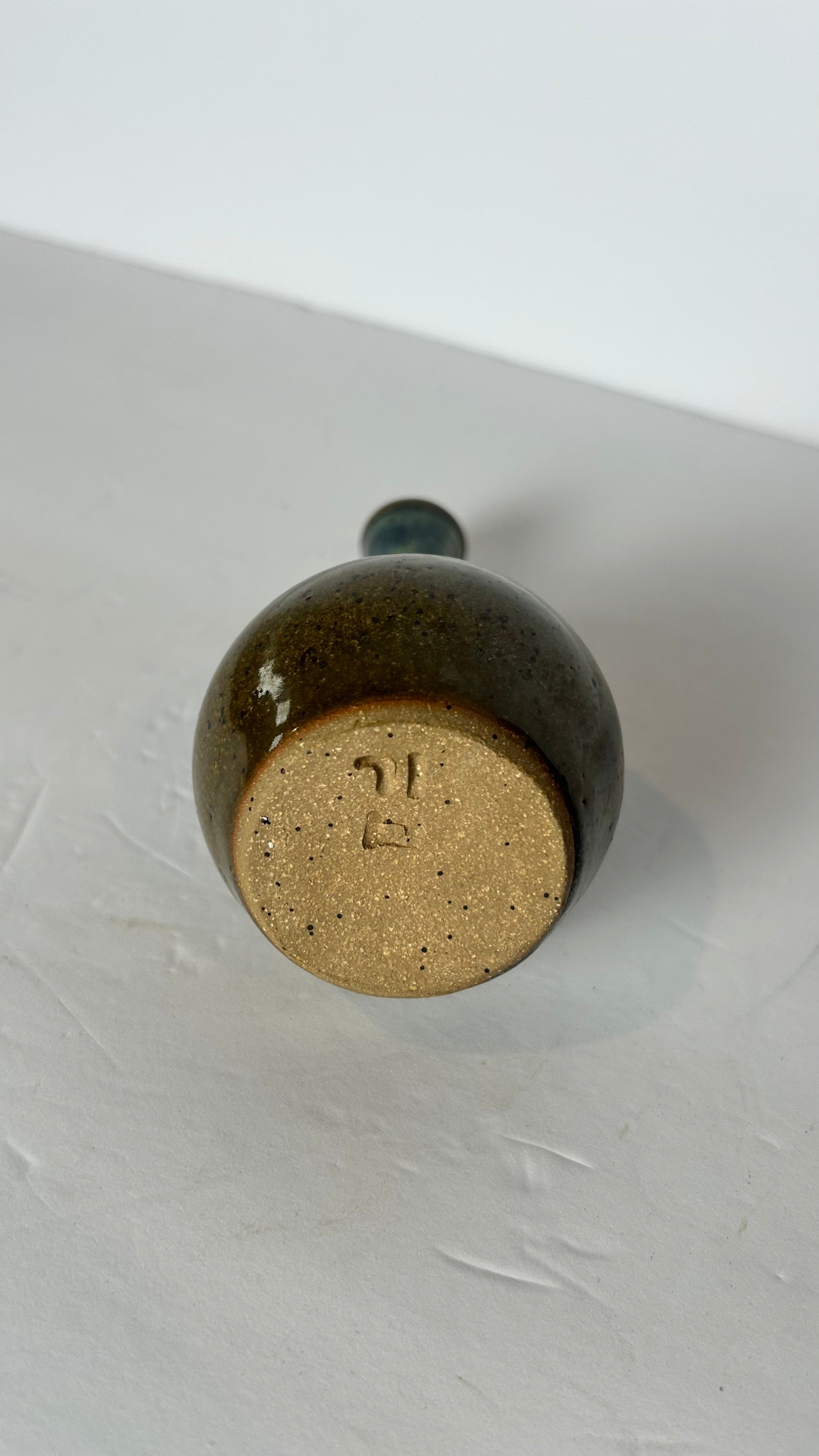Midcentury Japanese bud/weed vase