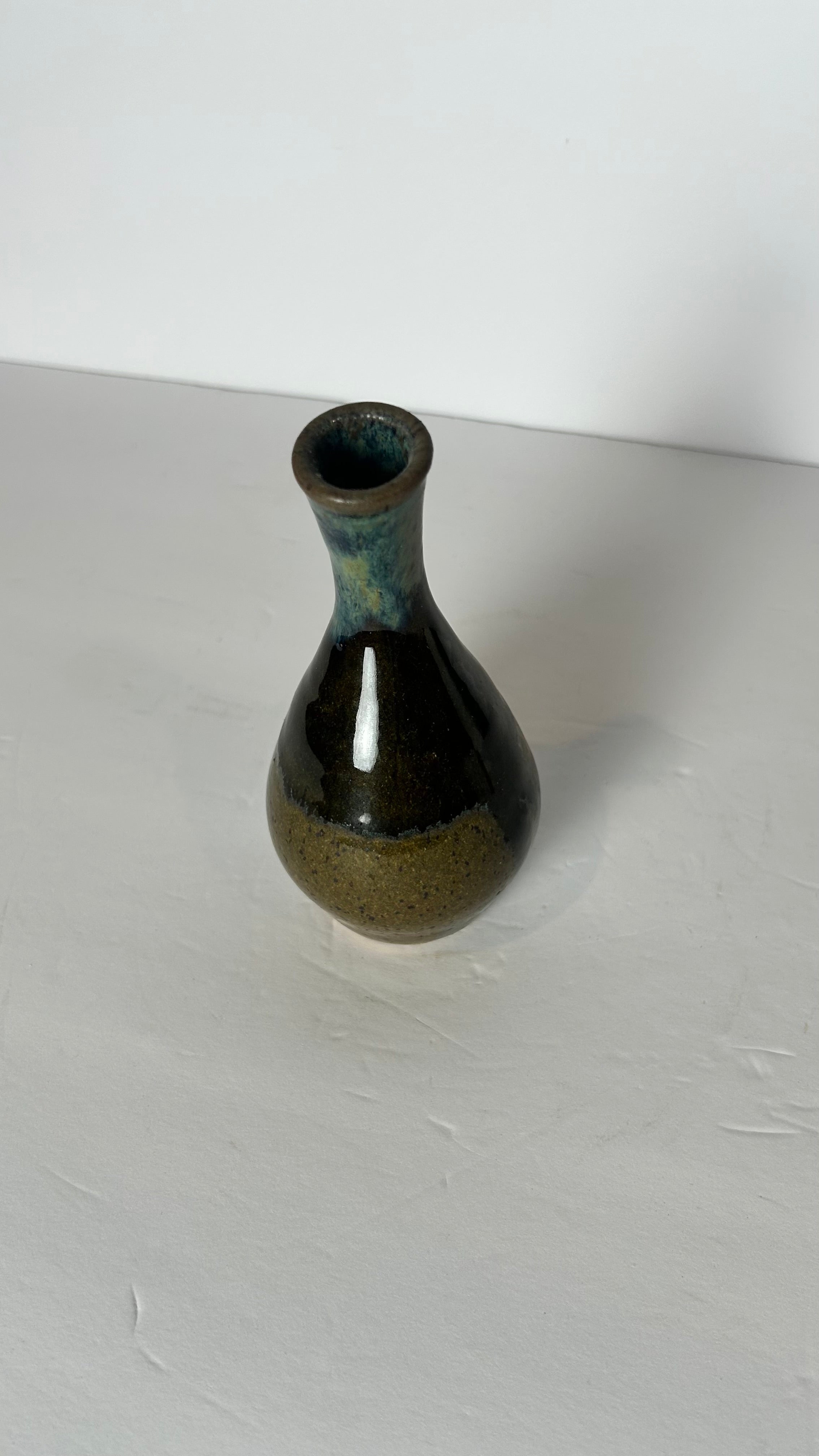 Midcentury Japanese bud/weed vase