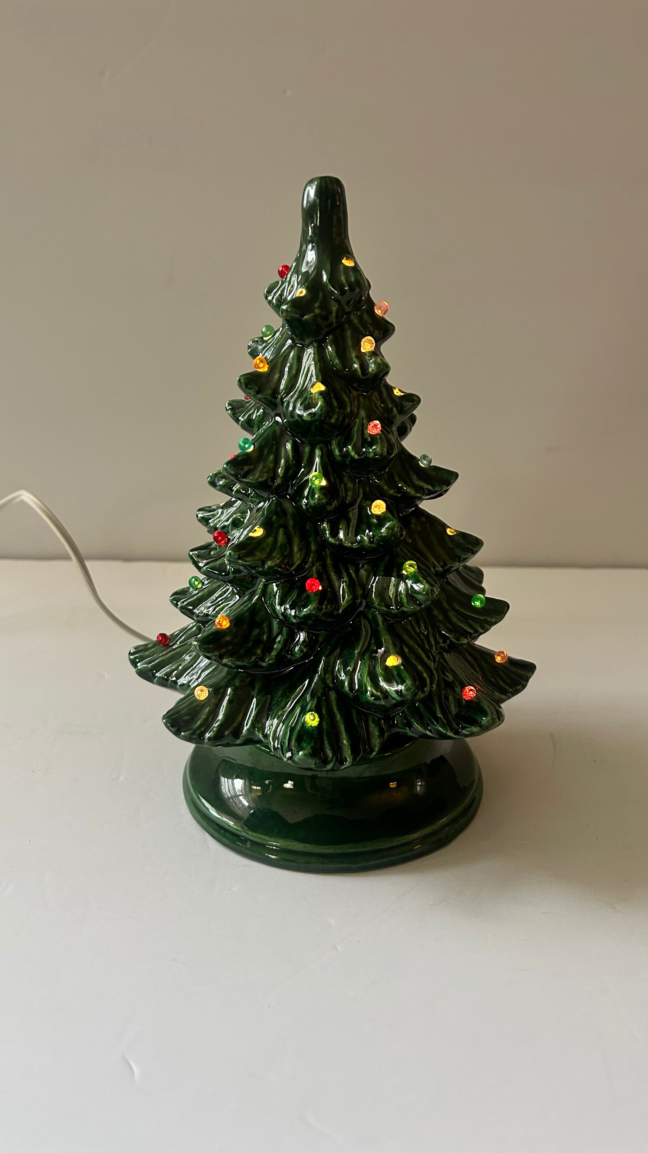 Vintage Atlantic Mold Green Ceramic Lighted Christmas Tree Made In USA