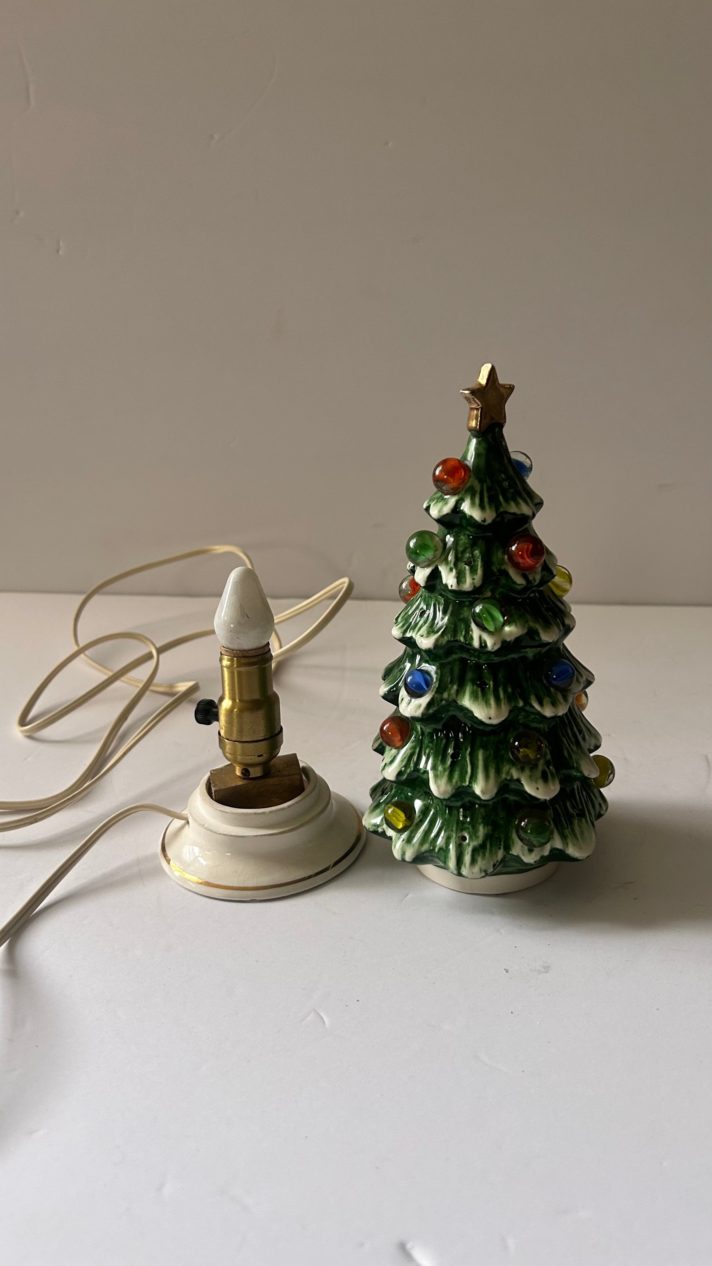 9” Atlantic Mold “2884” Ceramic Christmas Tree