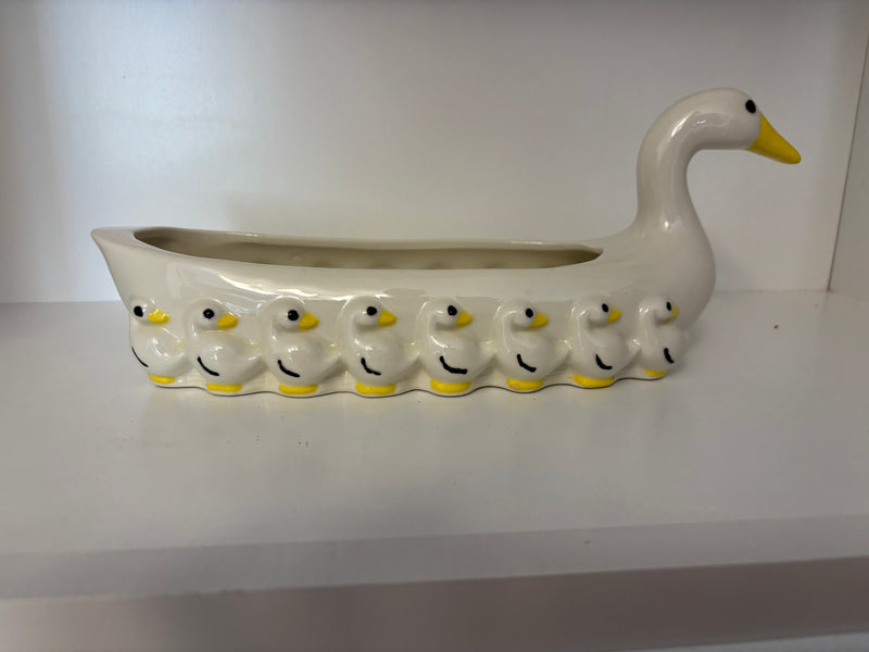 "Quacker Cradle" Italy by 603 - Mavis Estate Edit