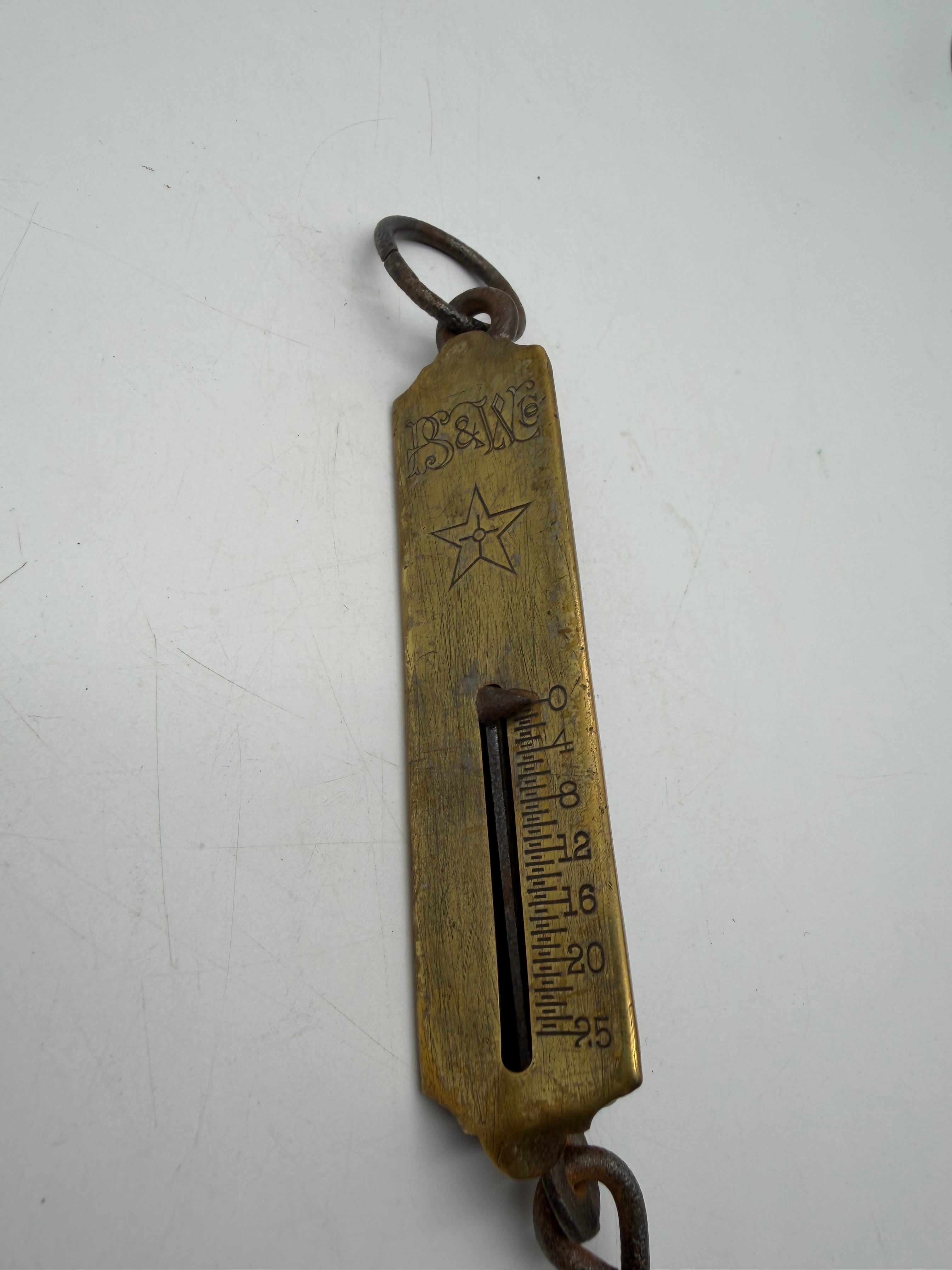 8” Vintage PS & W Company Brass Spring Balance Hanging Pocket Scale 25 lb