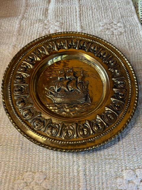 Peerage Brass Wall Plate