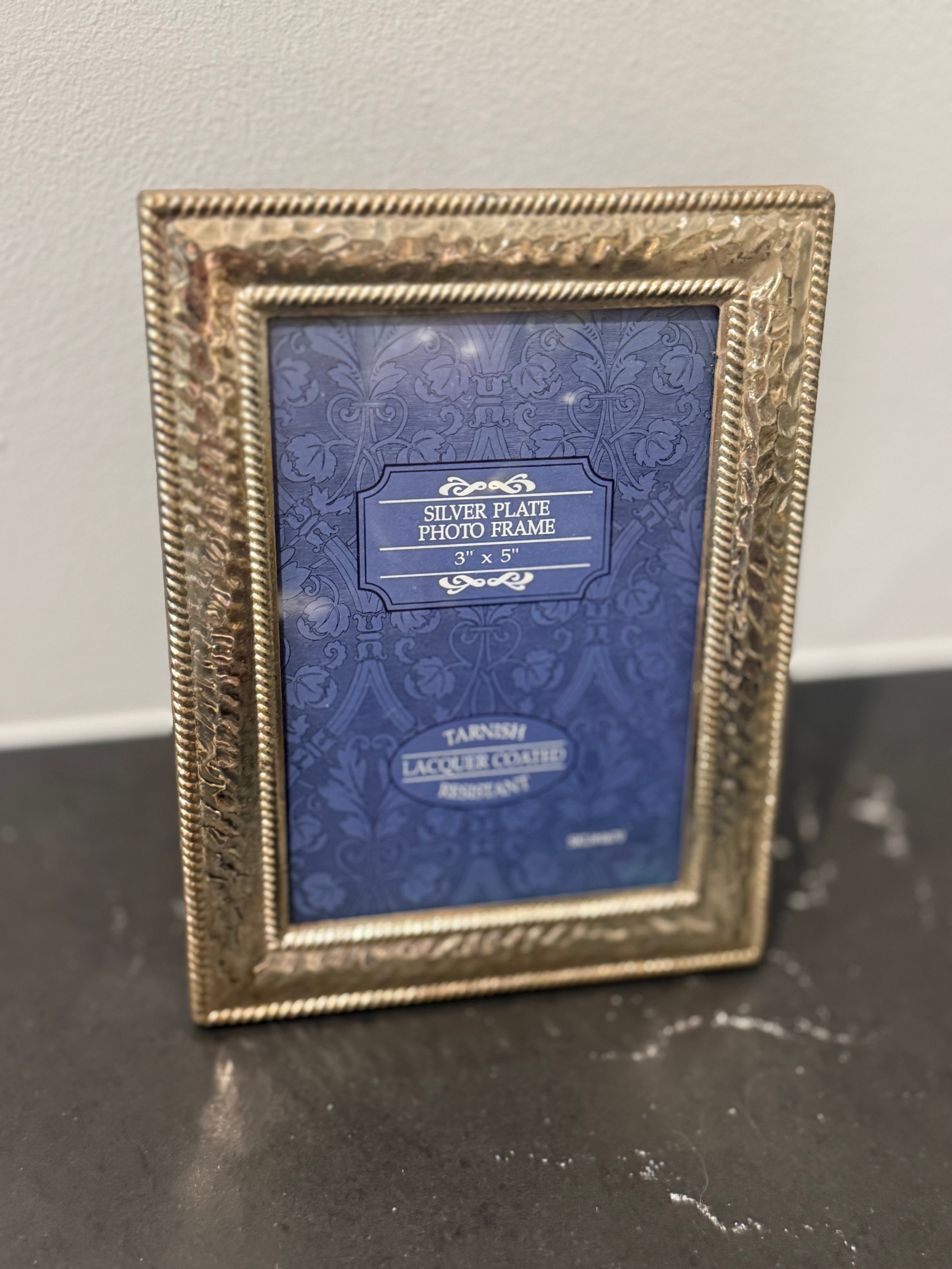 Silver Plated Detailed Frame