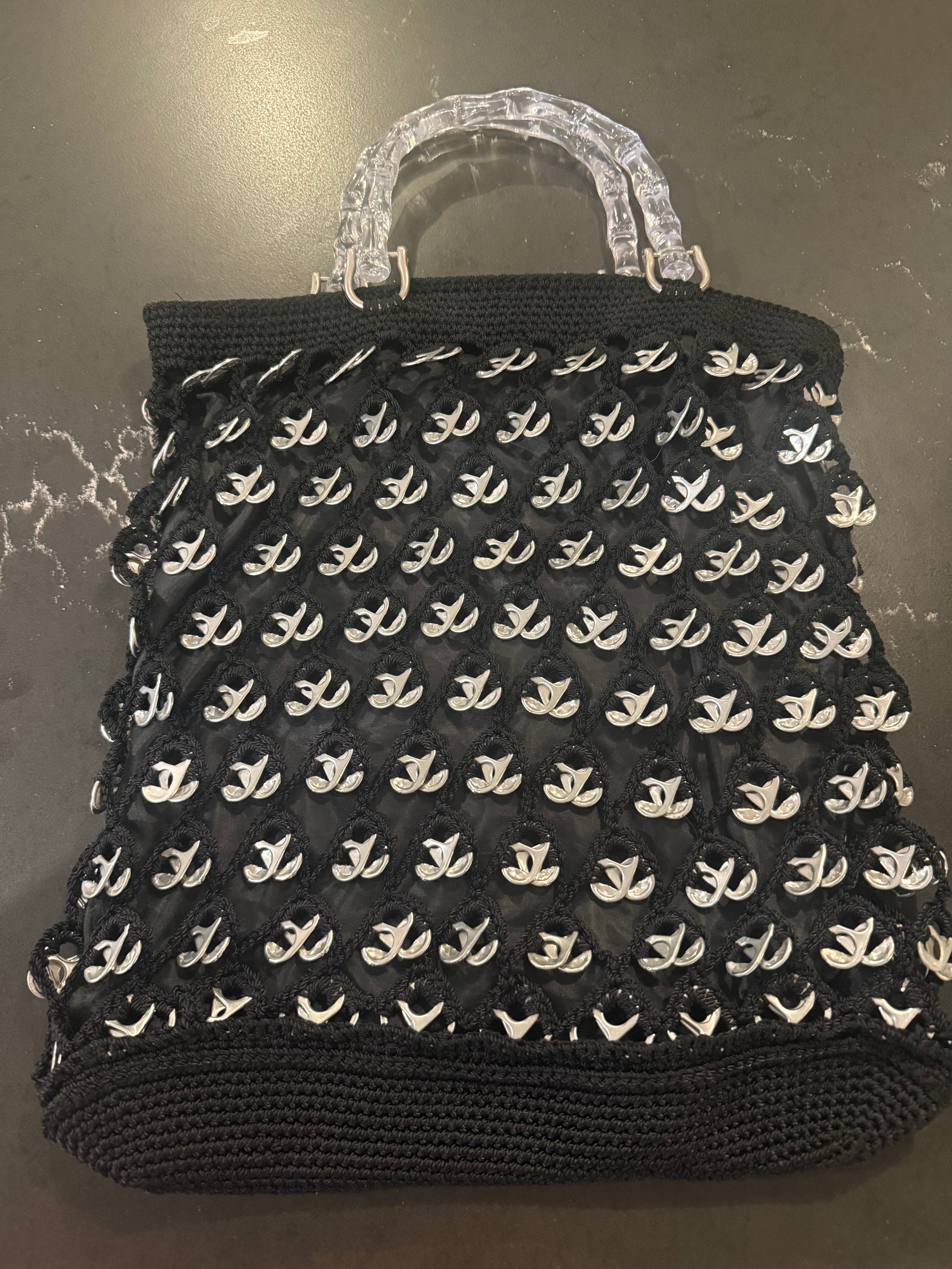 VTG crocheted pop top hand bag