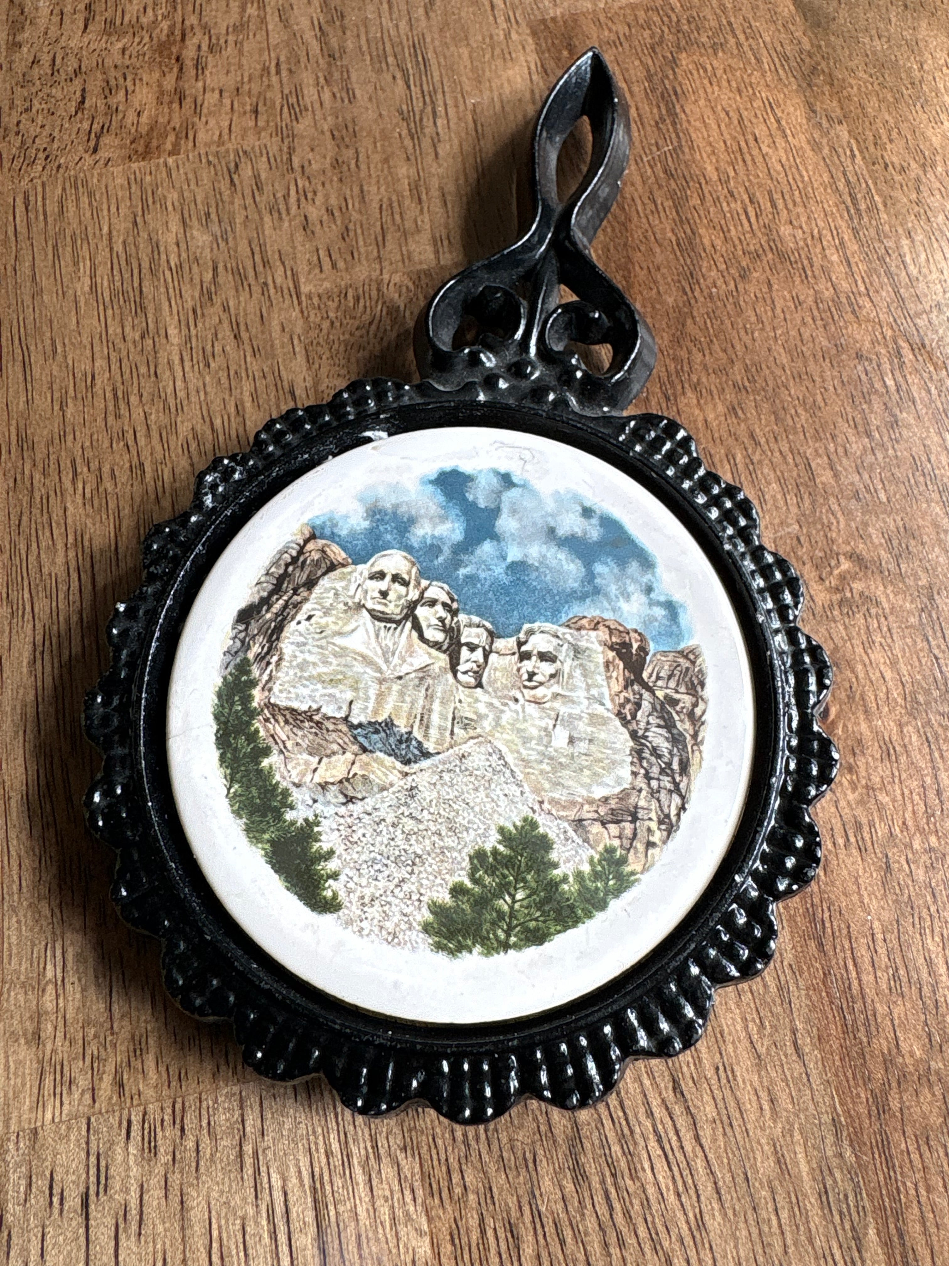 Mount Rushmore Trivet