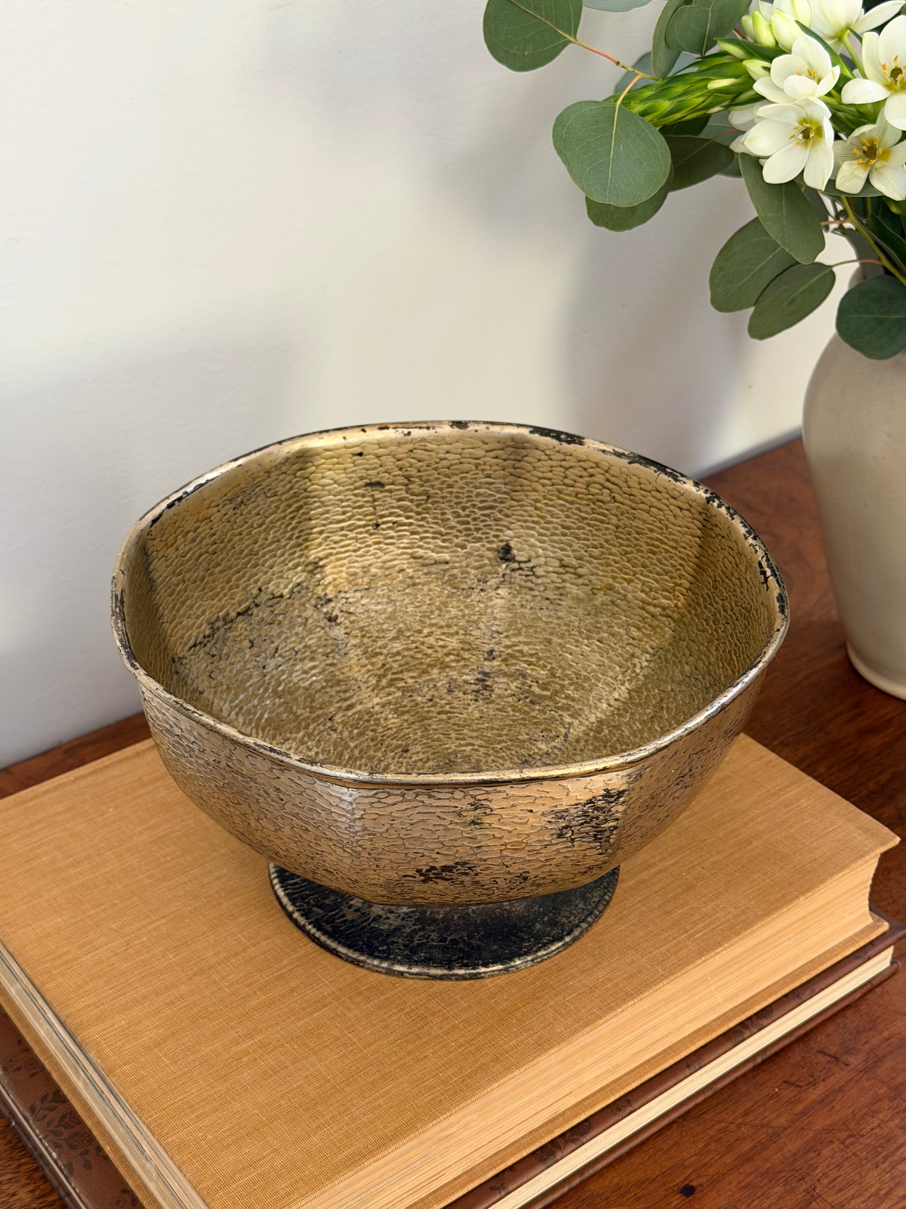 Antique Homan Hammered Silverplate Bowl - (0291)