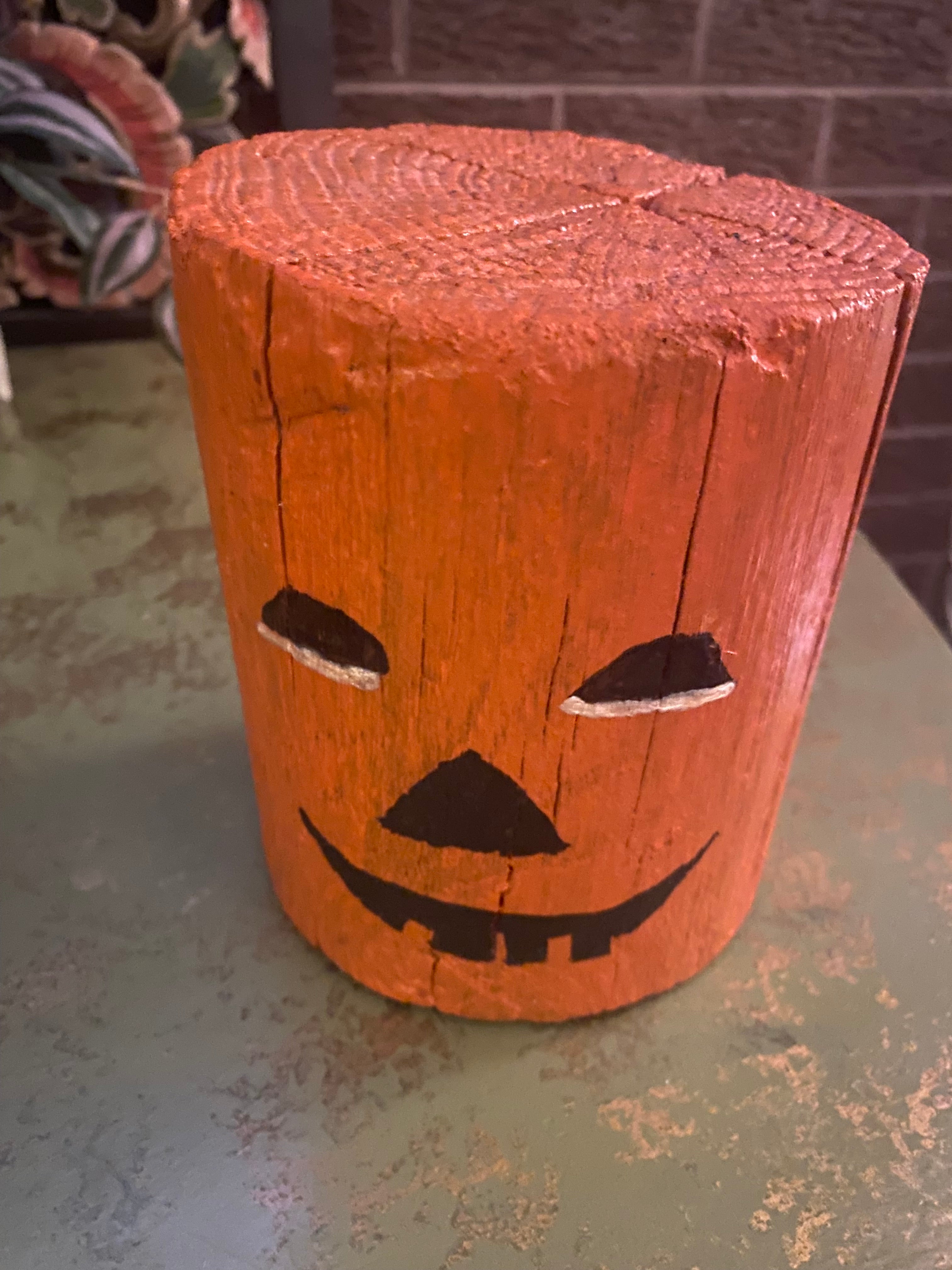 Wooden Log Pumpkin