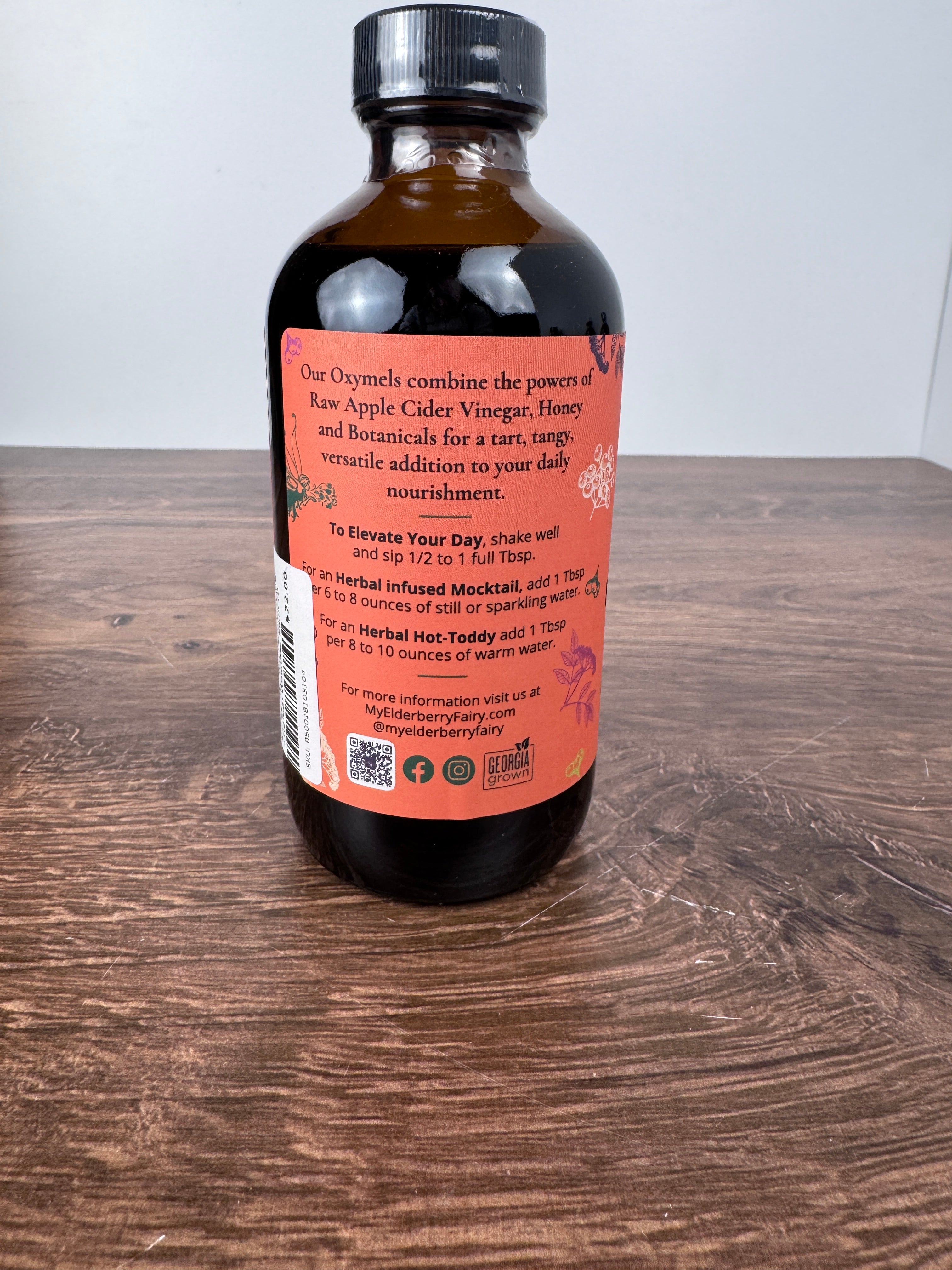 Golden Glow Elderberry-Turmeric Oxymel – Herbal Wellness Elixir (8 oz)