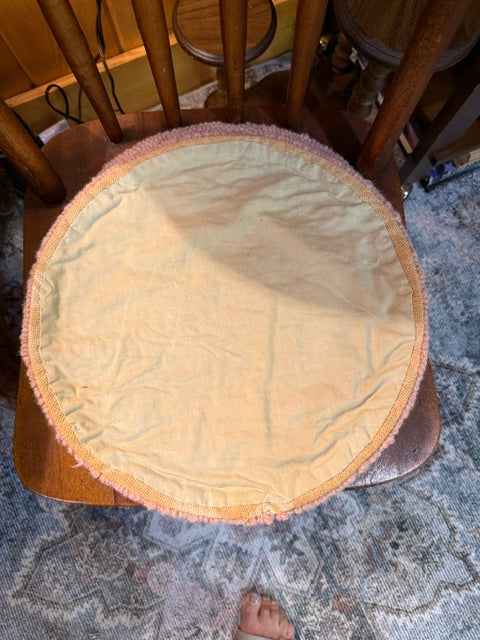 HAND-HOOKED SEAT CUSHIONS