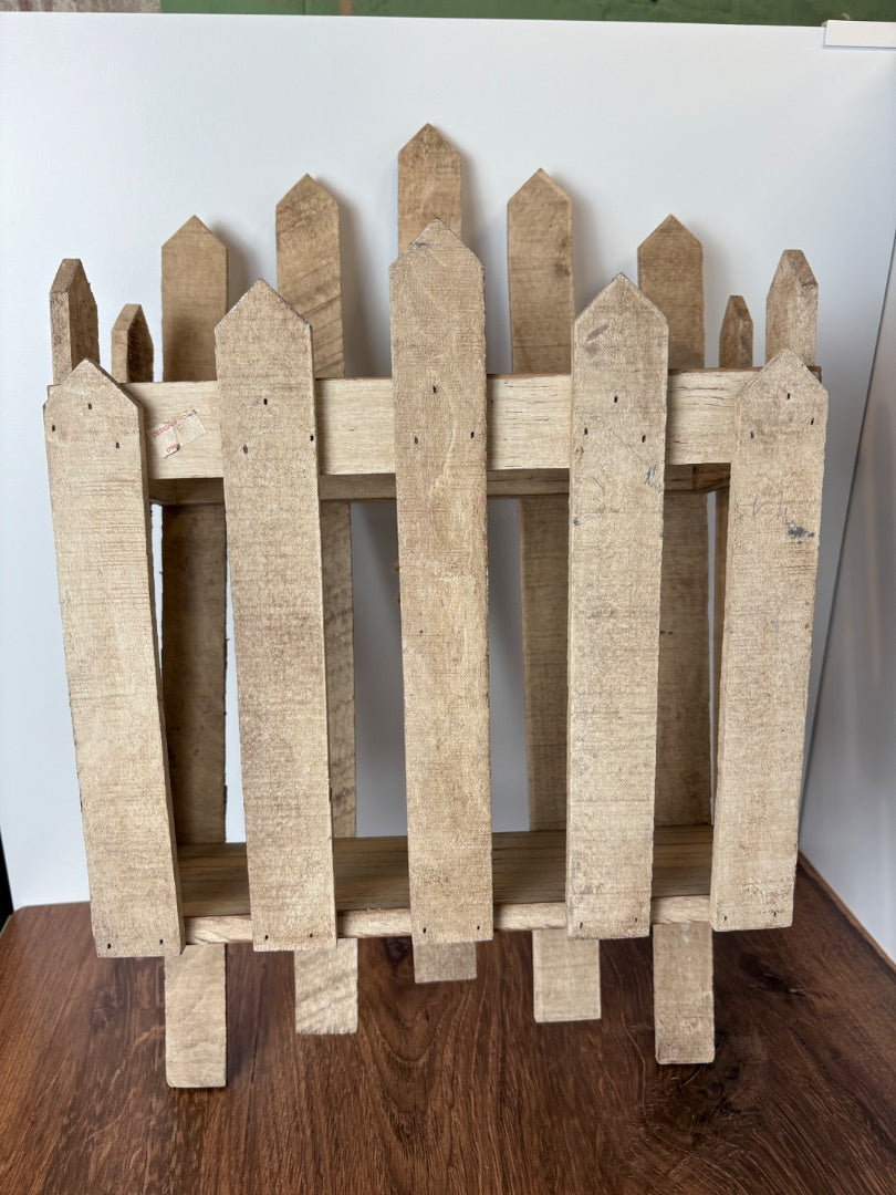 Wooden Picket Hanging Wall Planter Box