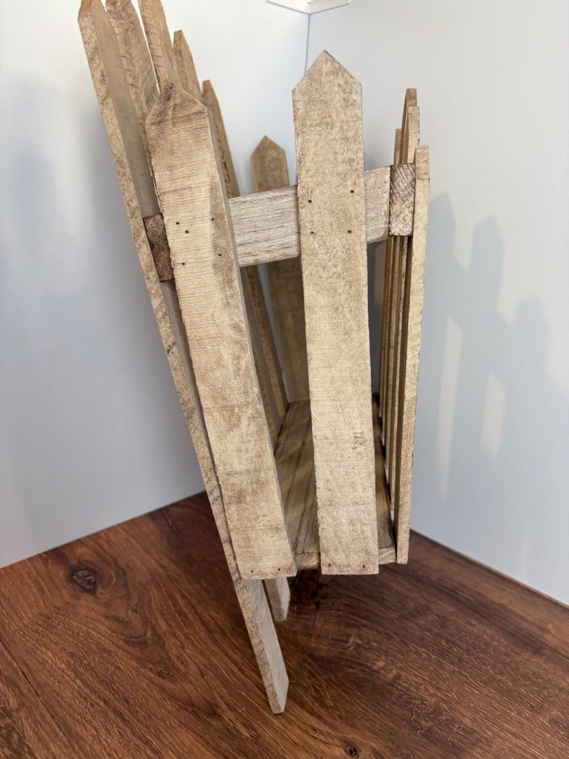 Wooden Picket Hanging Wall Planter Box