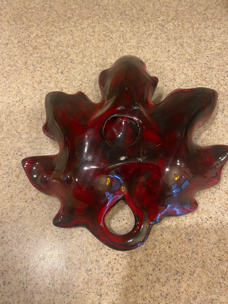 Vtg Ceramic Maple Leaf Trinket dish — alternate view