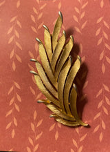 Vyg Crown Trifari Gold Toned Branch Leaf Brooch