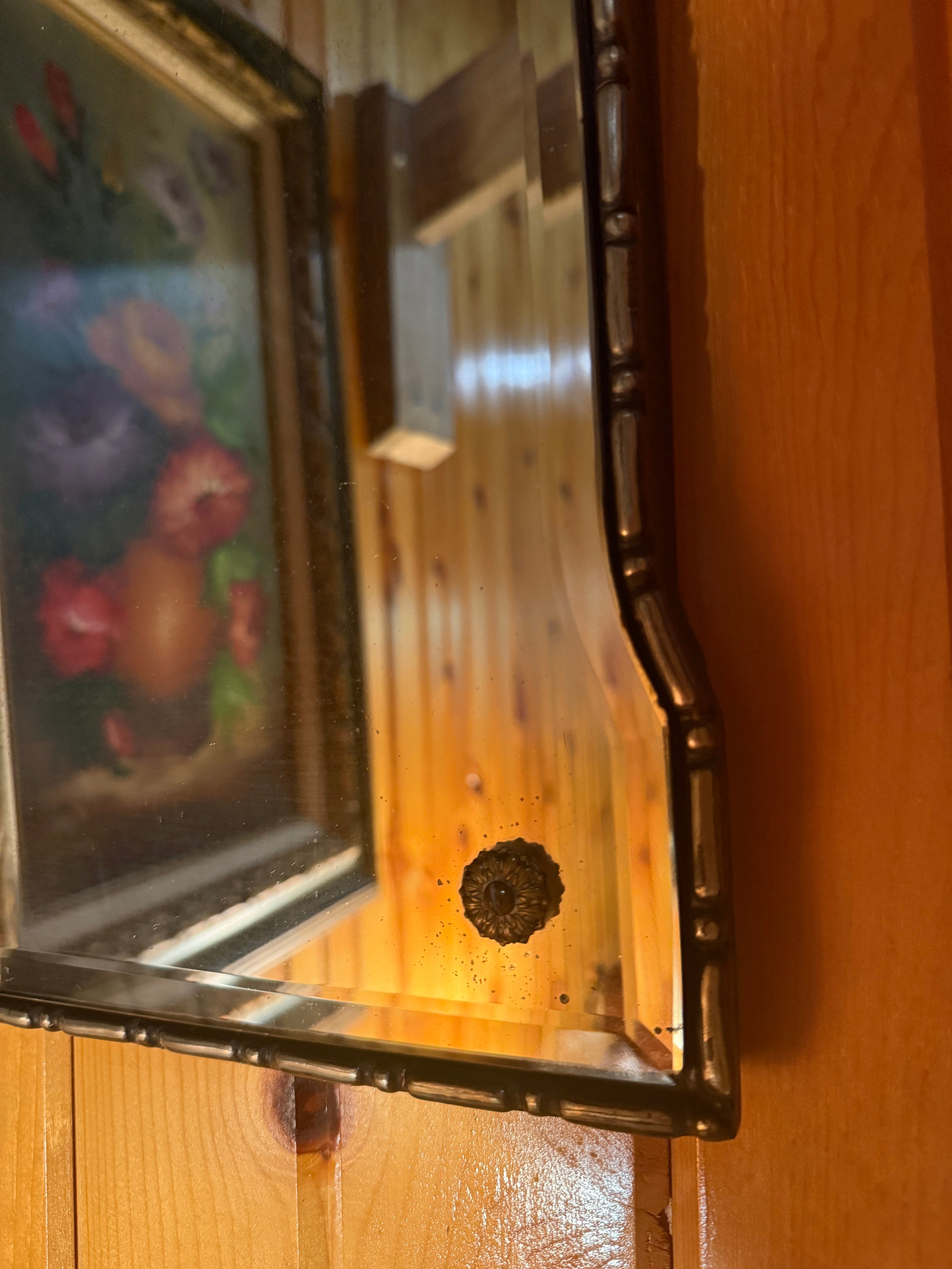 Vtg mirror with detail