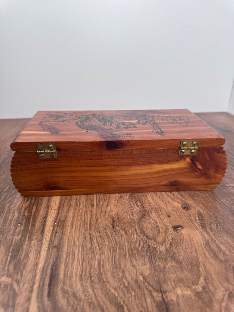 Vintage Cumberland Gap Wooden Jewelry Box with Bears on Lid